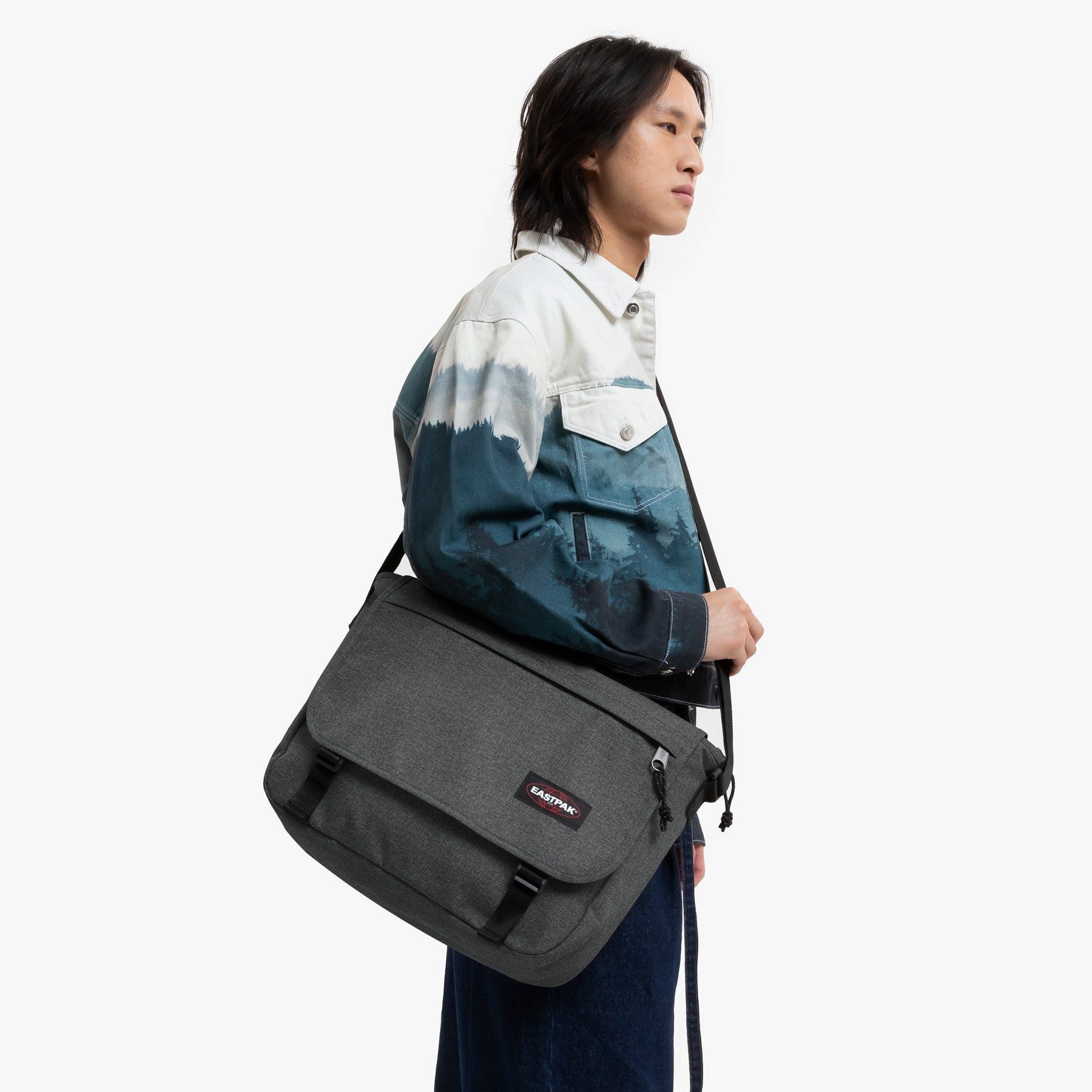 Eastpak Messenger Bag Delegate +, Umhängetasche Arbeitstasche Schultasche
