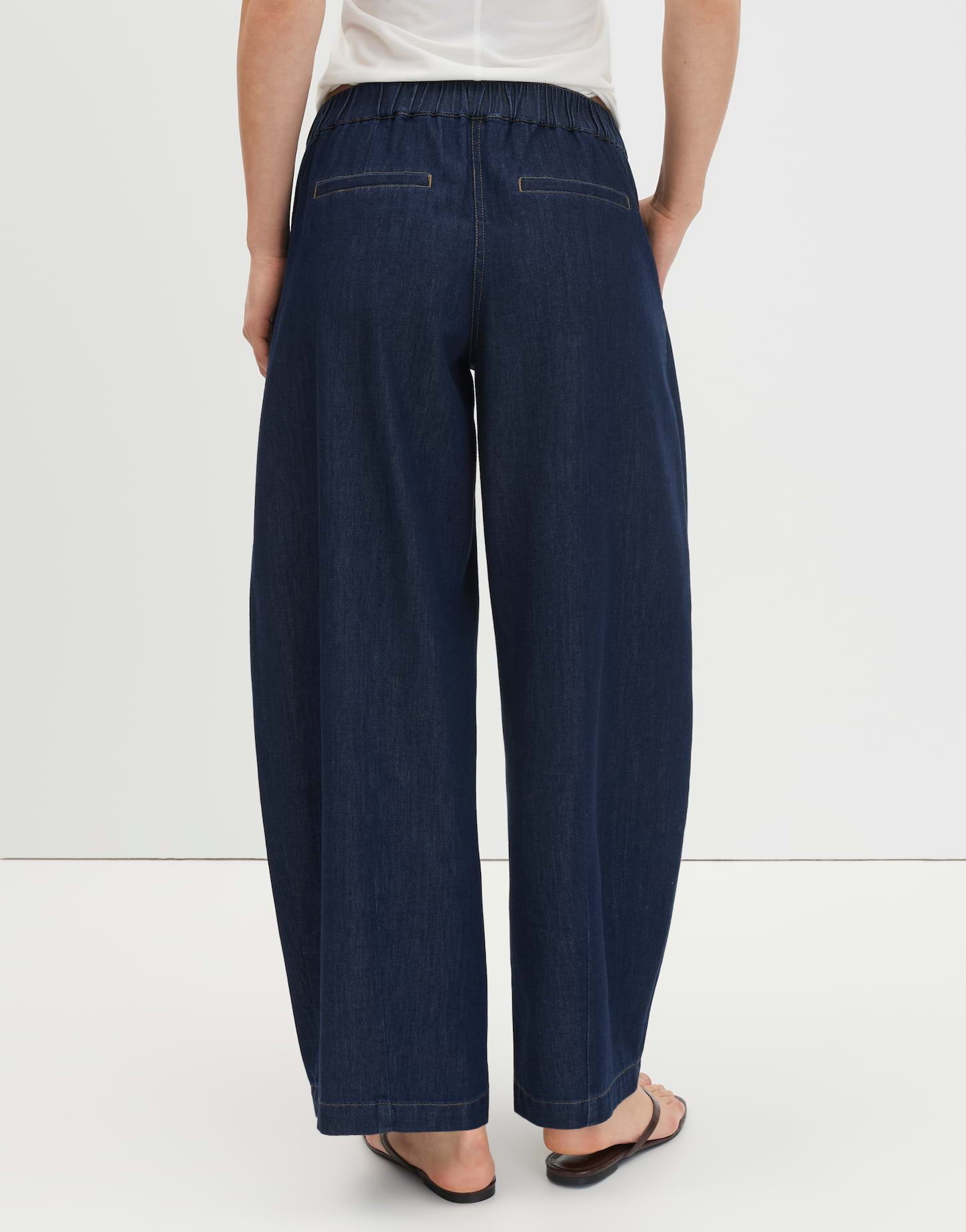 someday Lederhose Charlie curved denim aus Denim in Relaxed-Passform Mit Bundfalten und Saumdetail für eine moderne Silhouette