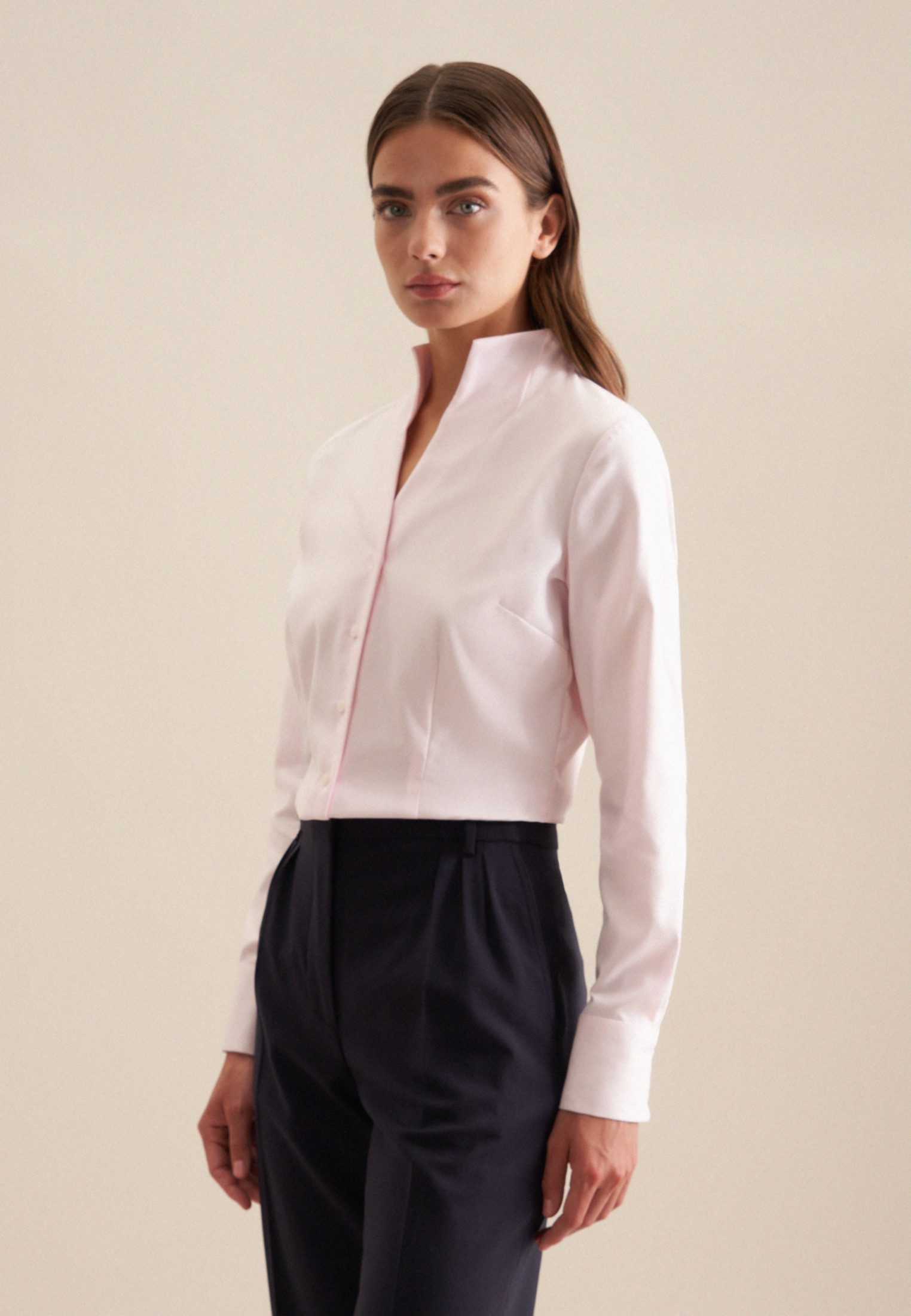 Klassische Bluse