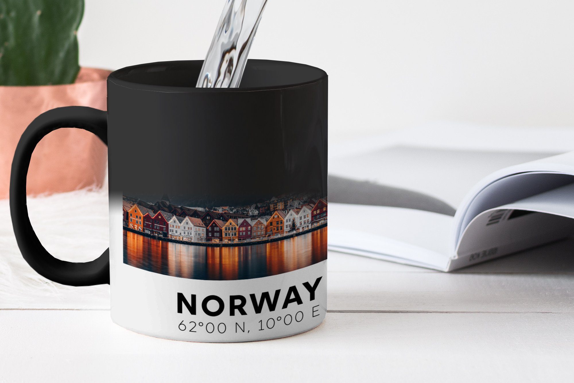 MuchoWow Tasse Norwegen - Skandinavien Farbwechsel, Zaubertasse, Geschenk Teetasse, - Kaffeetassen, Keramik, Bergen