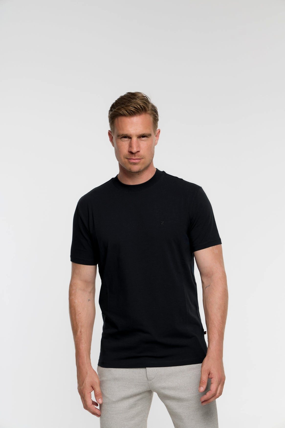 ZUITABLE T-Shirt 201-900 DiFlo 201-900, Black