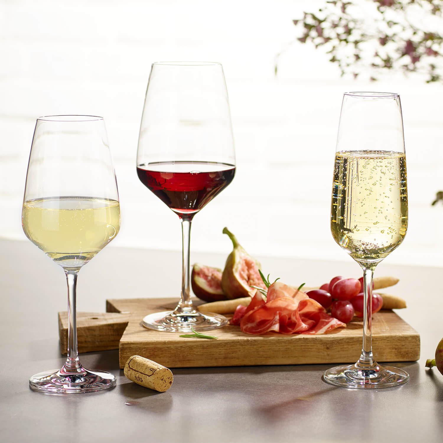 vivo Villeroy & Boch Group Rotweinglas Voice Basic, 4-tlg., Kristallglas, Kristallglas, spülmaschinengeeignet