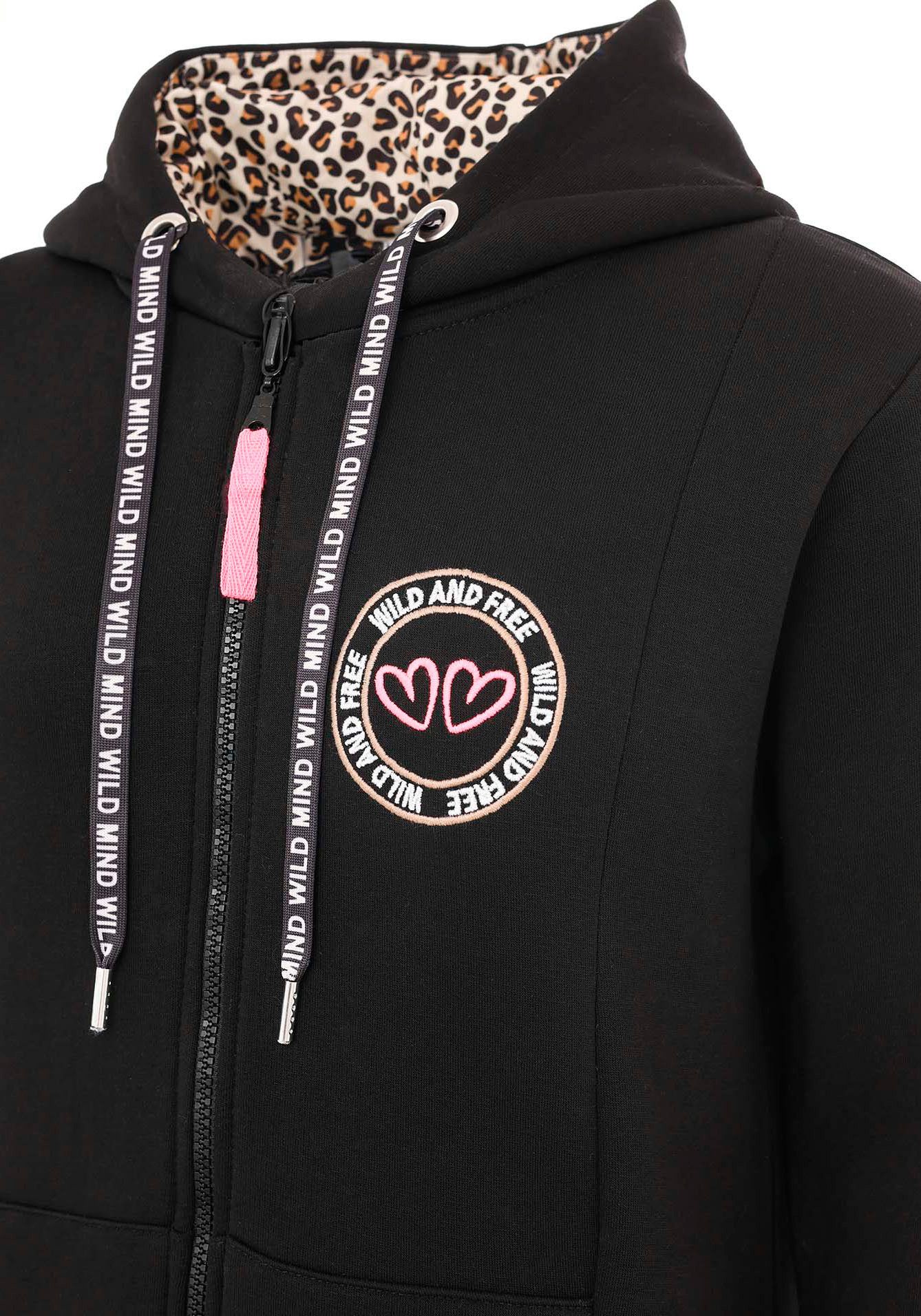 Zwillingsherz Jerseymantel "Wild Strong Free" mit Kapuze, Taschen, Front und Backmotiv Wild Strong Free