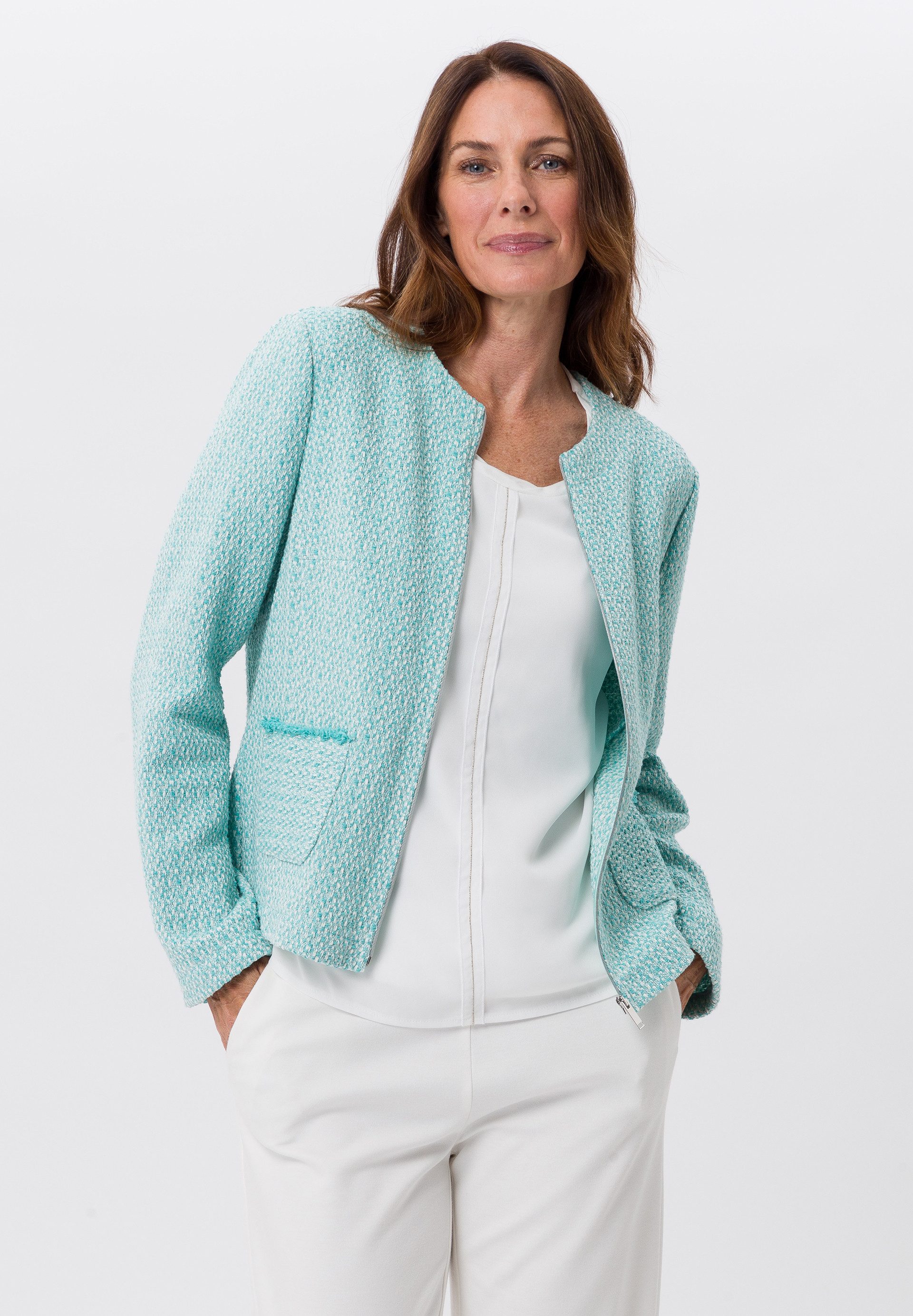 Kurzjacke in femininer Optik