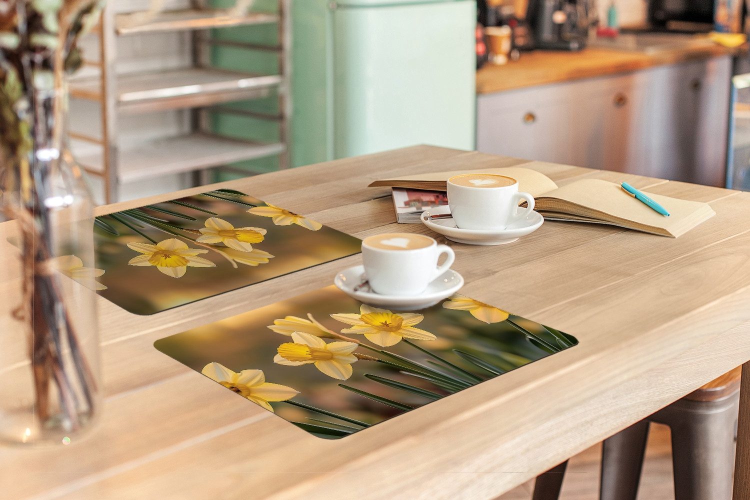 MuchoWow Platzset Blumen - Gelb - Unscharf, (6-St), Platzsets, Tischset, Abwaschbar, Tischsets, Platzdeckchen