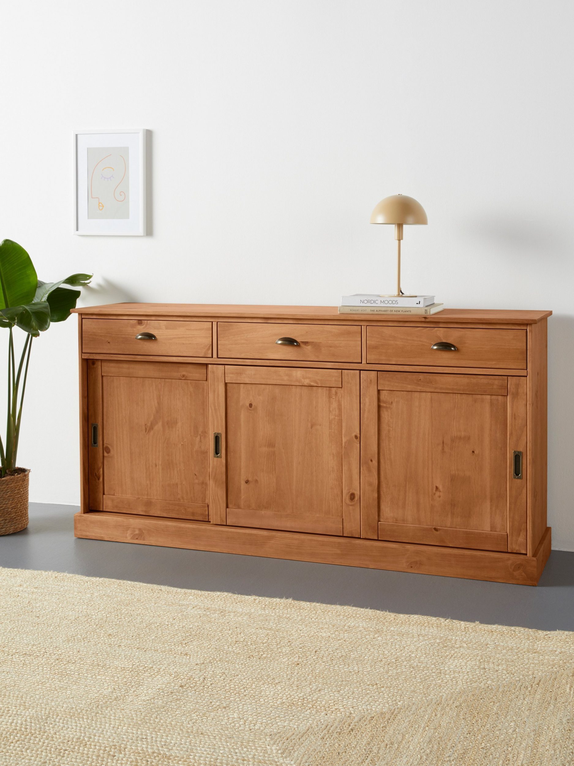 loft24 Sideboard Meghan - Anrichte Schrank Küchenschrank Credenza Mehrzweckschrank, 3 Schubladen, 3 Schiebetüren, Kiefer, Landhausstil