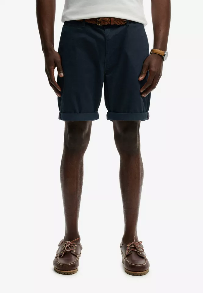 Superdry Chinoshorts PREMIUM REGULAR CHINO SHORT aus Baumwollmischung mit Elasthan, Relaxed Fit, unifarben, knielang