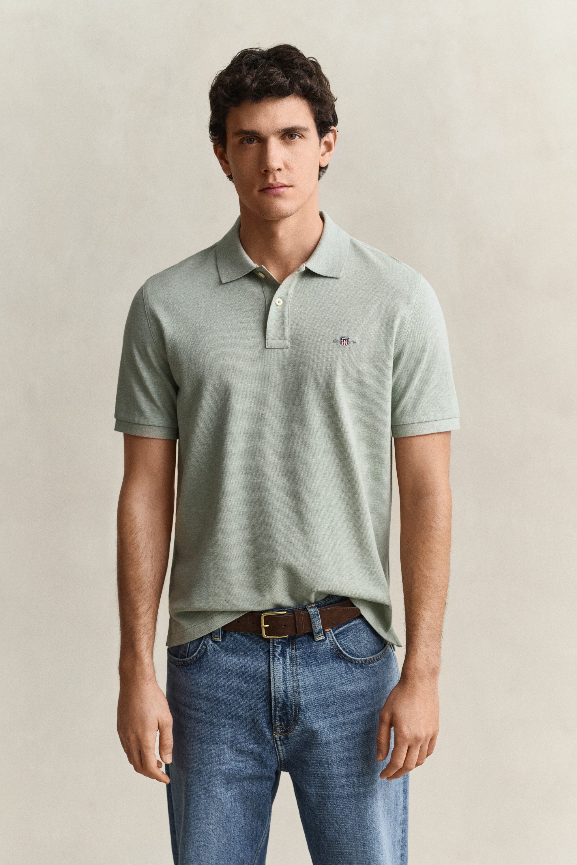 Gant Poloshirt REG SHIELD SS PIQUE POLO mit Logo und Flachstrickkragen 100% Baumwolle Pique