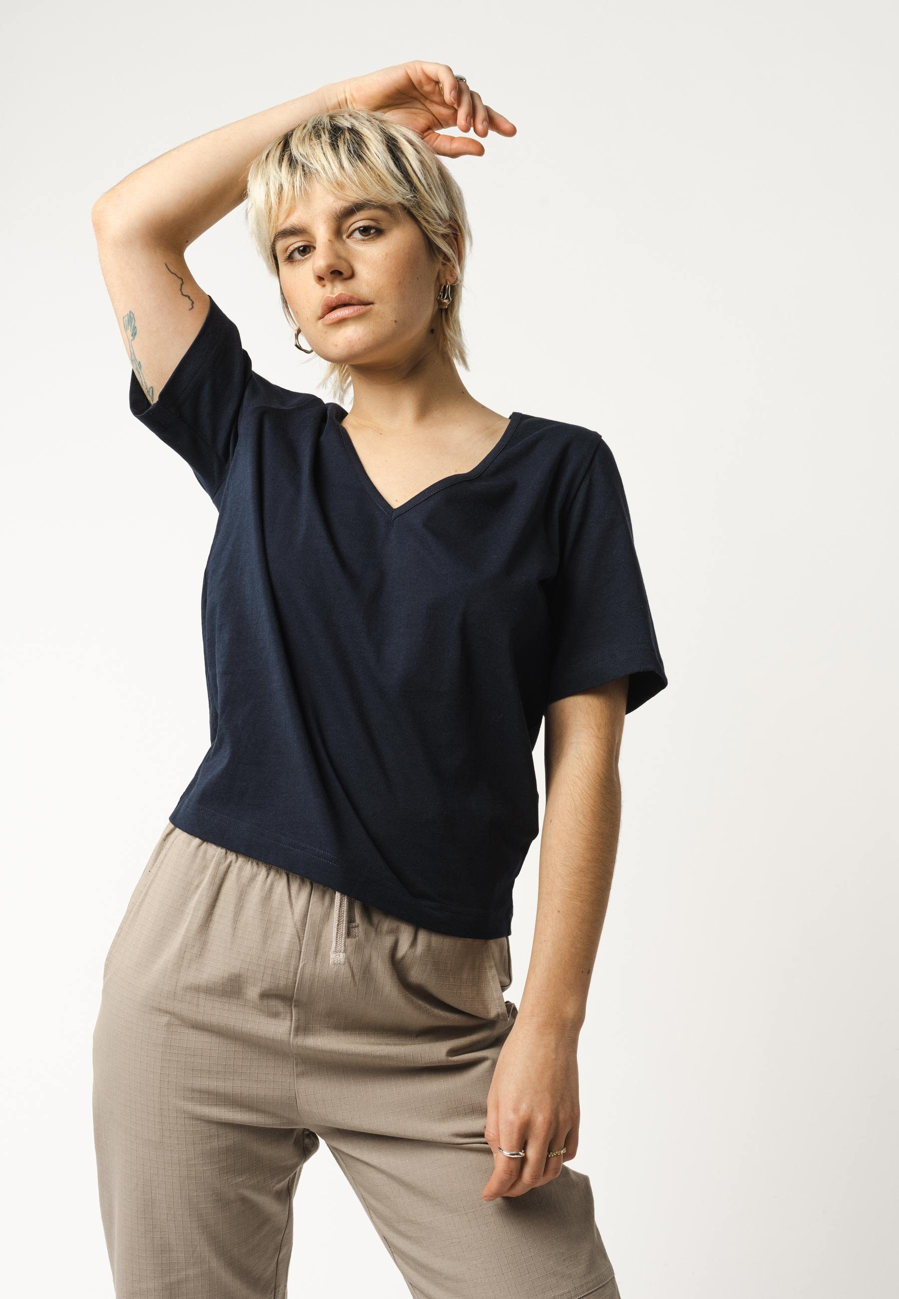 MELA Kurzarmshirt V-Neck T-Shirt LALI navy