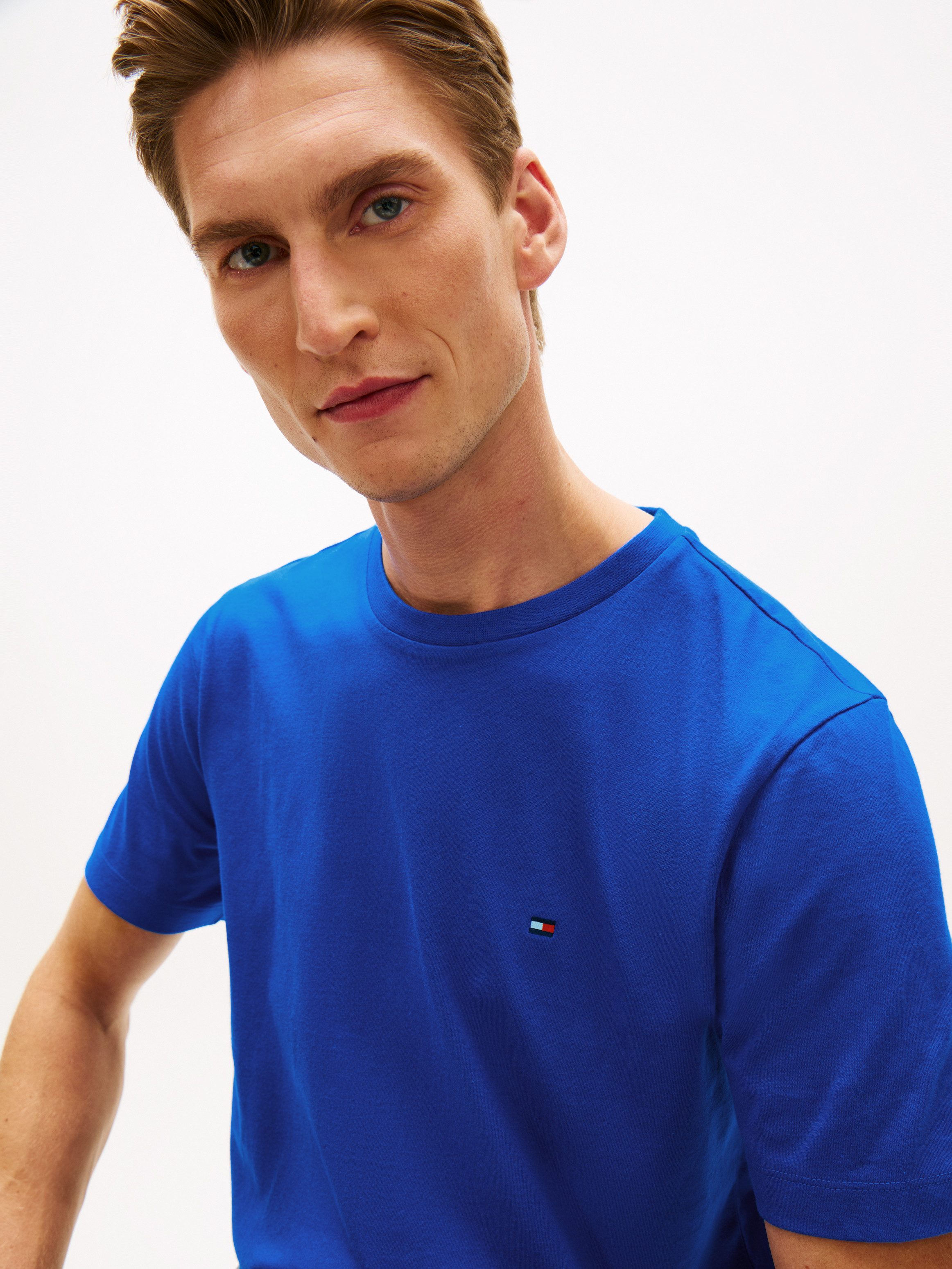 Tommy Hilfiger T-Shirt ESSENTIAL REGULAR FIT SOLID mit Stickerei unifarben, günstig online kaufen