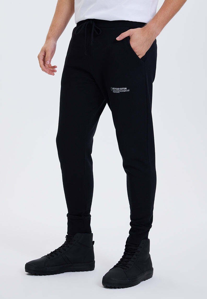 Black LONDON (1-tlg) JOGGER WESTMARK Jogginghose WMRECYCLED