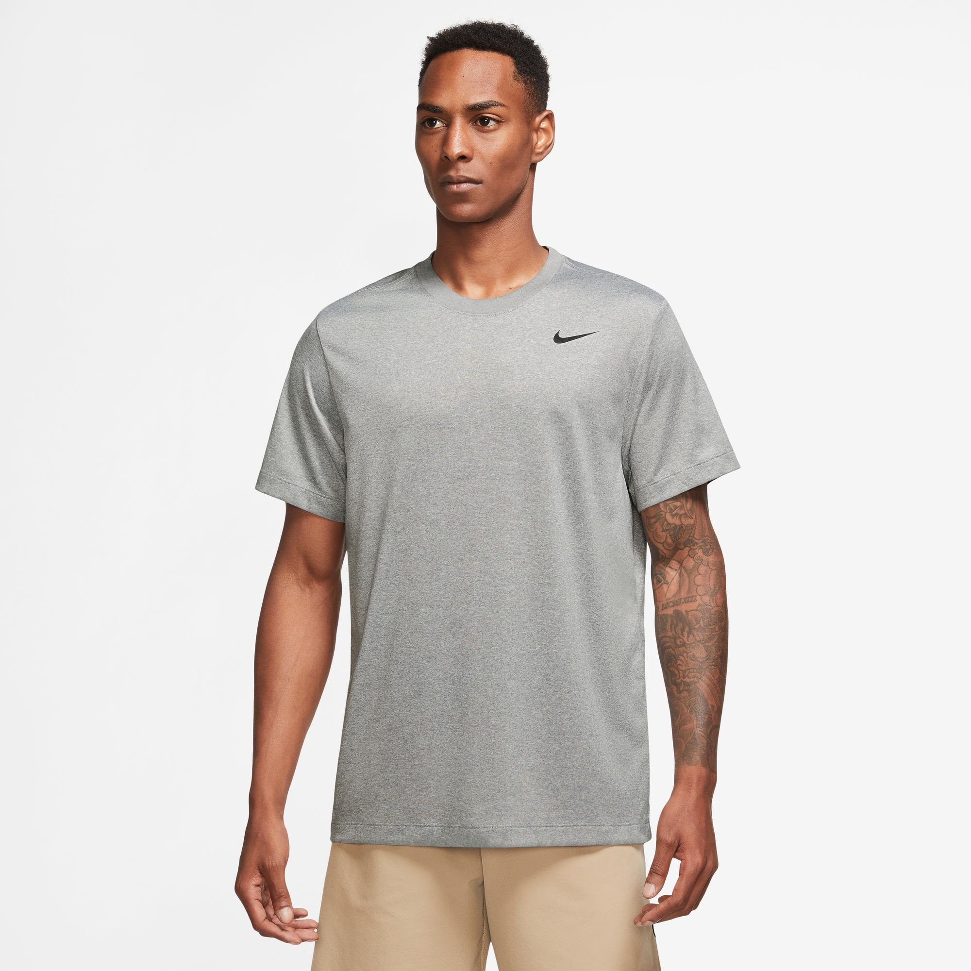 DRI-FIT Nike FITNESS LEGEND T-SHIRT GREY/FLT TUMBLED Trainingsshirt SILVER/HTR/BLACK MEN'S