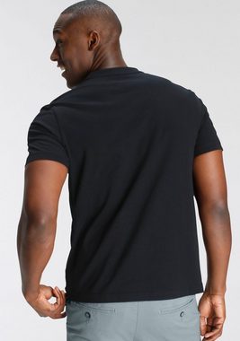 DELMAO T-Shirt mit modischem Brustlabel - NEUE MARKE!