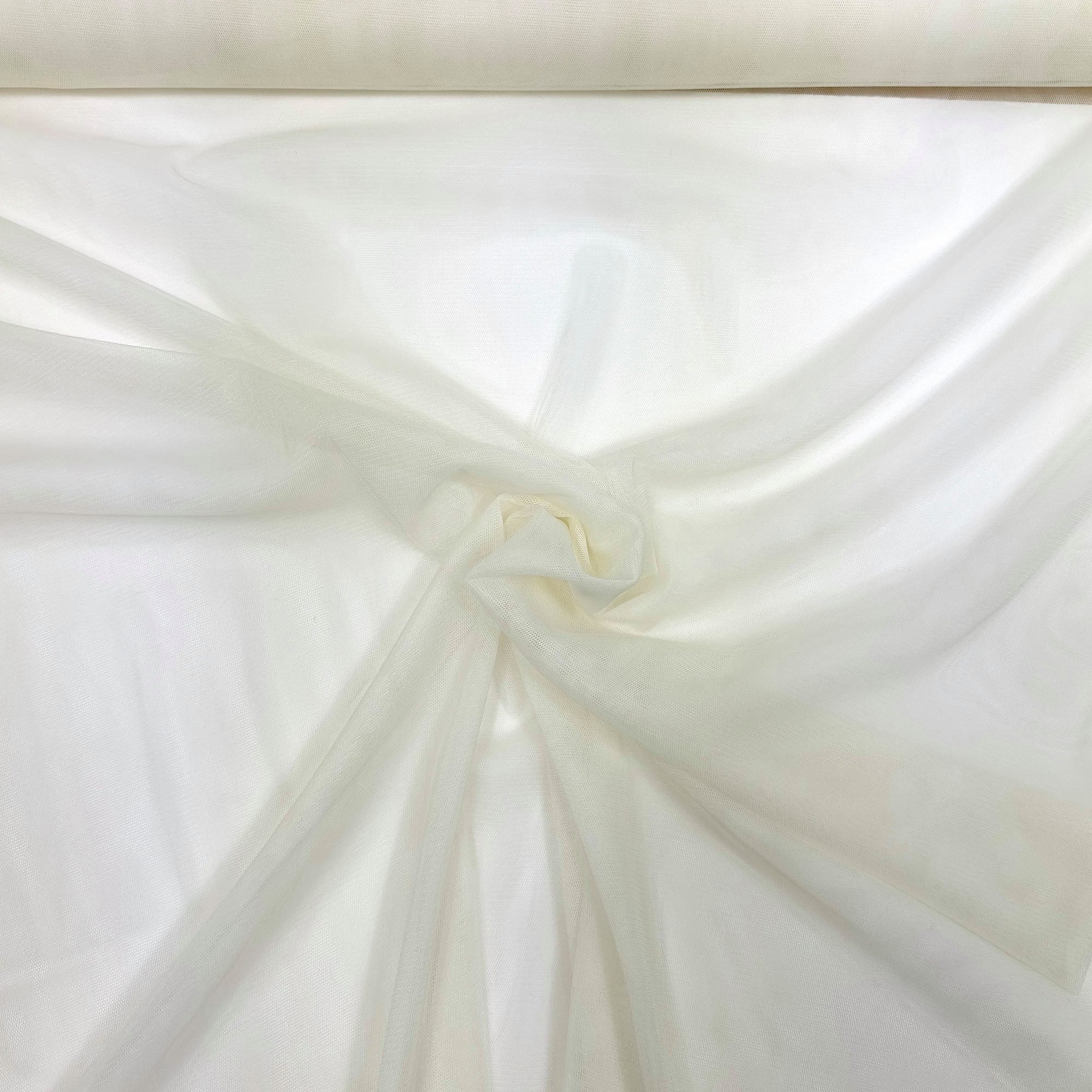 MAGAM-Stoffe Stoff "Jasmin", weicher Tüllstoff für Bekleidung Deko Soft Tüll Meterware