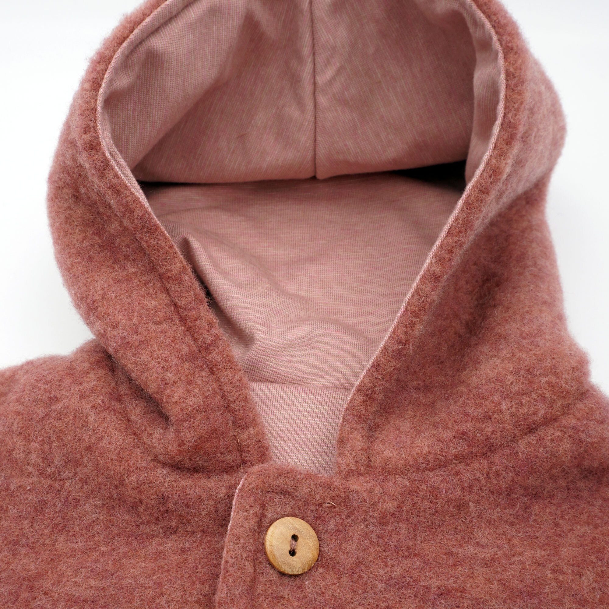 MAXIMO Fleecejacke GOTS BABY-Jacke, Wollfleece Kapuze, Knöpfe, Jerseyfutter (1-St) Wollfleece