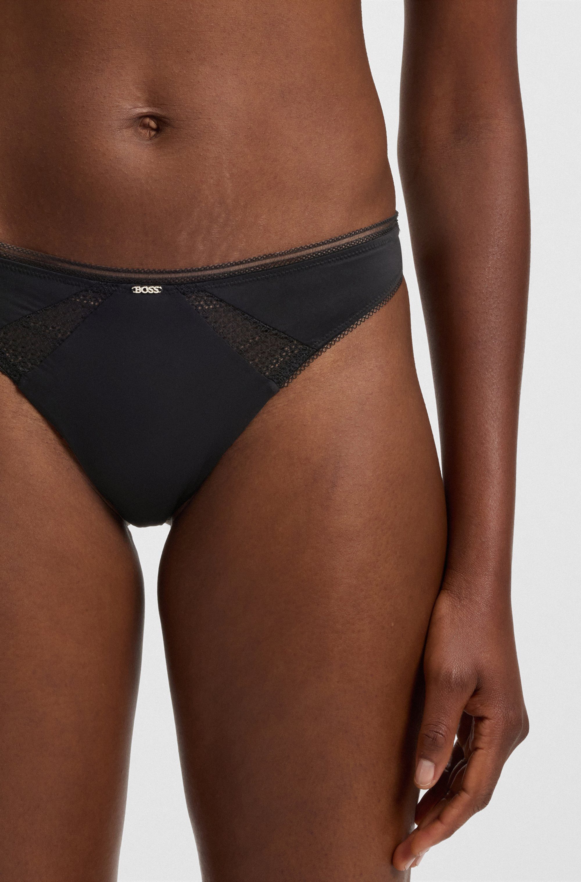 BOSS String Pure körpernahe Form, mit Spitzeneinsatz günstig online kaufen