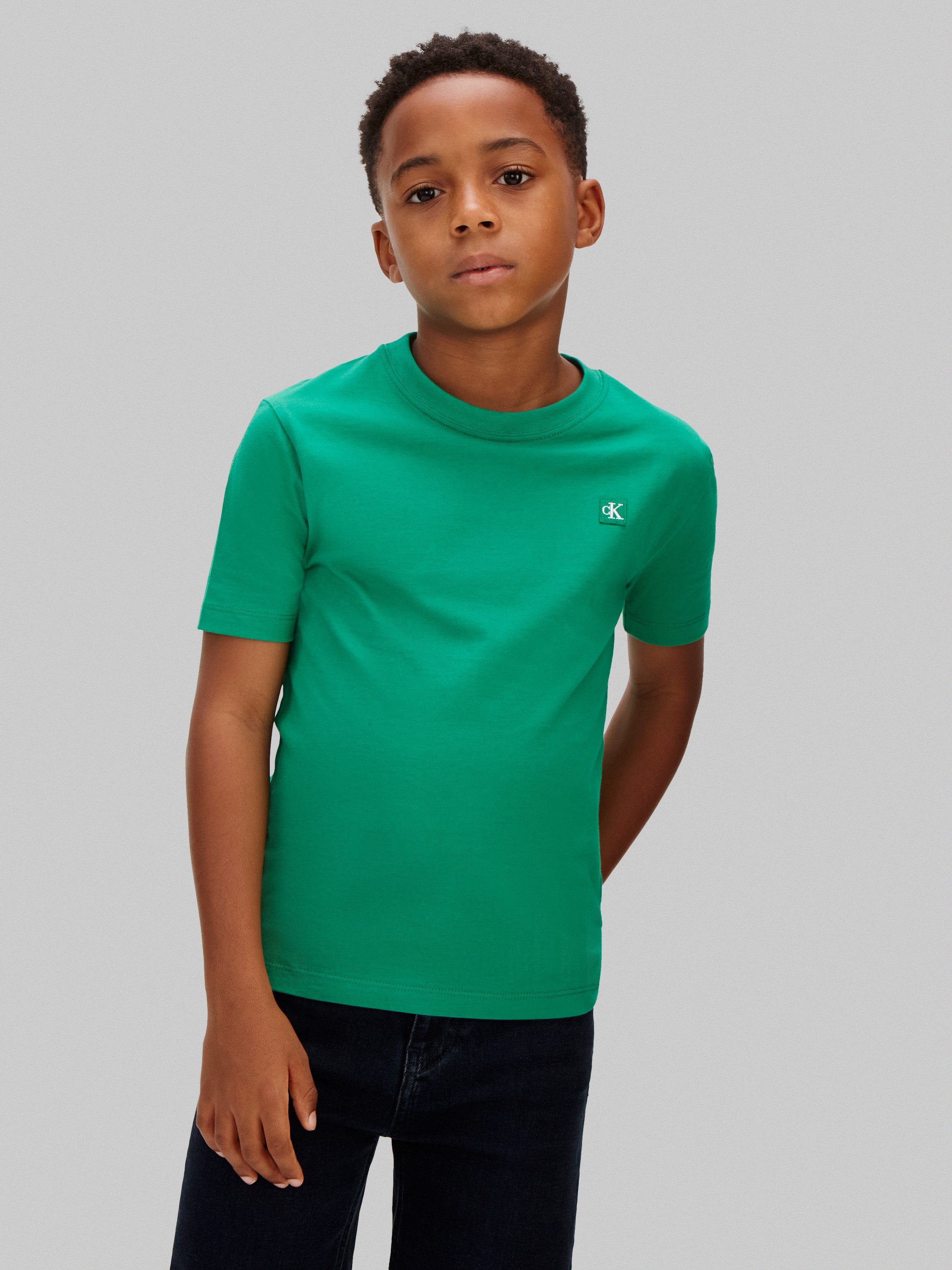 Calvin Klein Jeans T-Shirt MONO MINI BADGE T-SHIRT Regular fit für Kinder