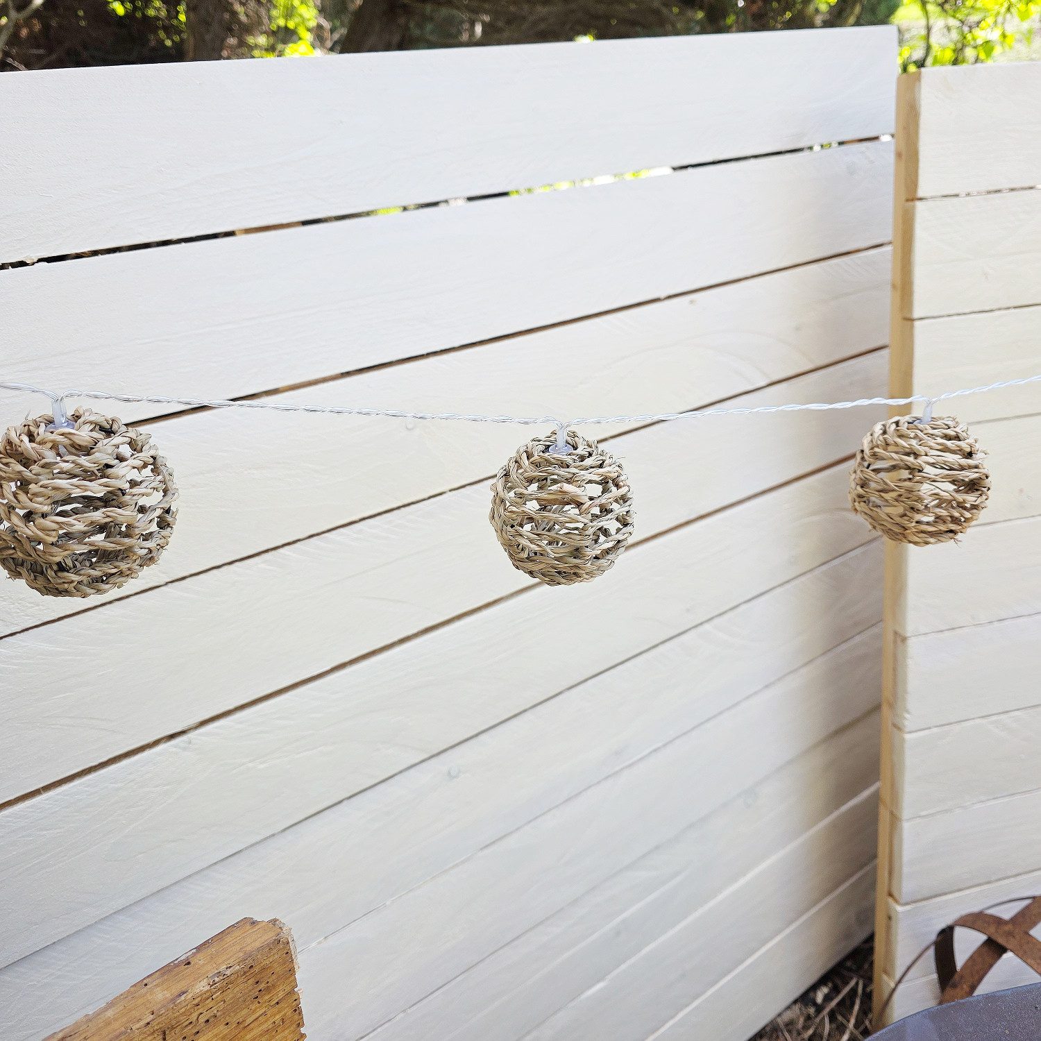 Macosa Home LED-Lichterkette Rattan Kugeln warmweiß IP44 für Außen & Innen Boho LED Lichterkette, 180 cm mit Natur-Lampenschirmen LED