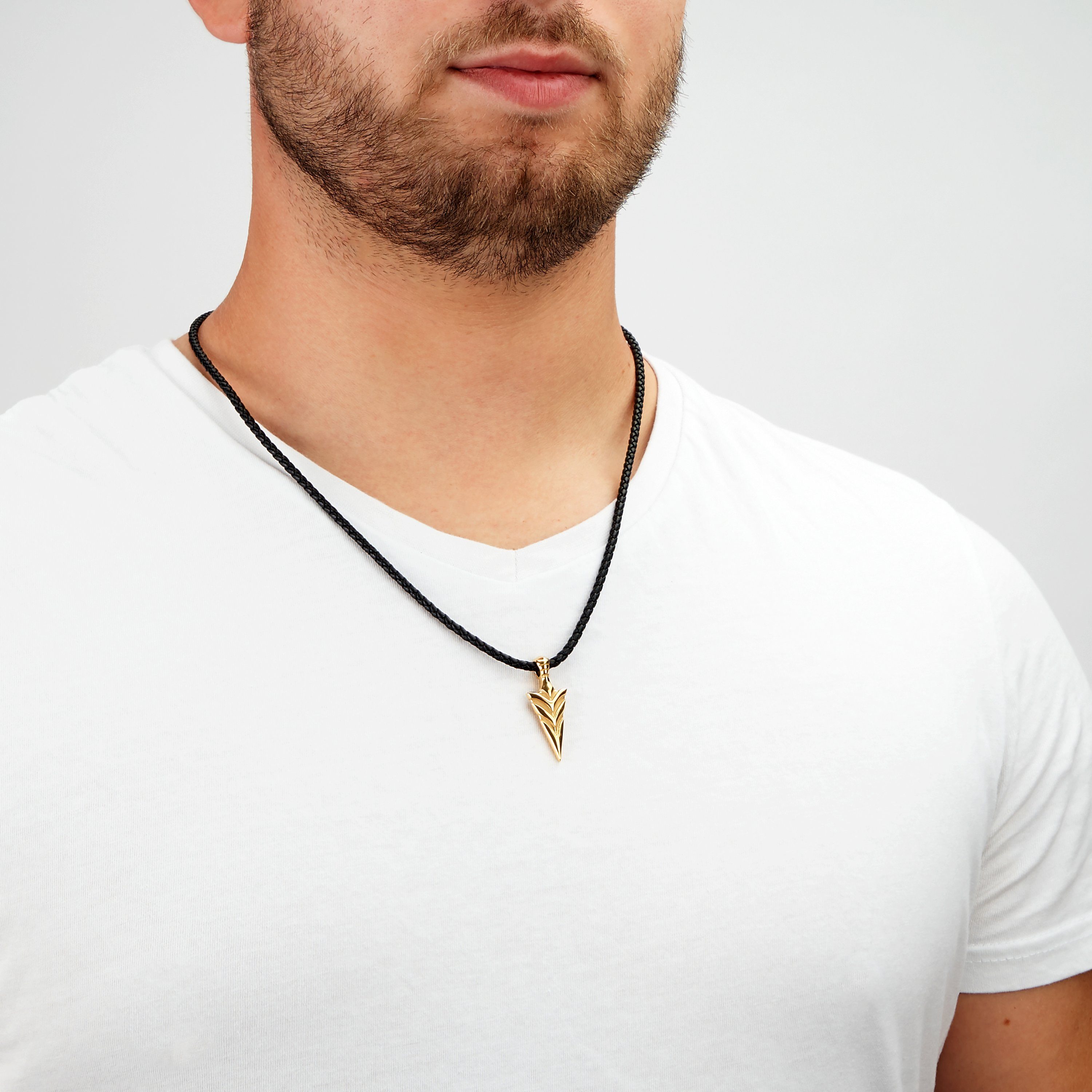 SERASAR Lederband Leder Halskette mit Edelstahl Anhänger "Arrow" (1-tlg), aus Echtleder