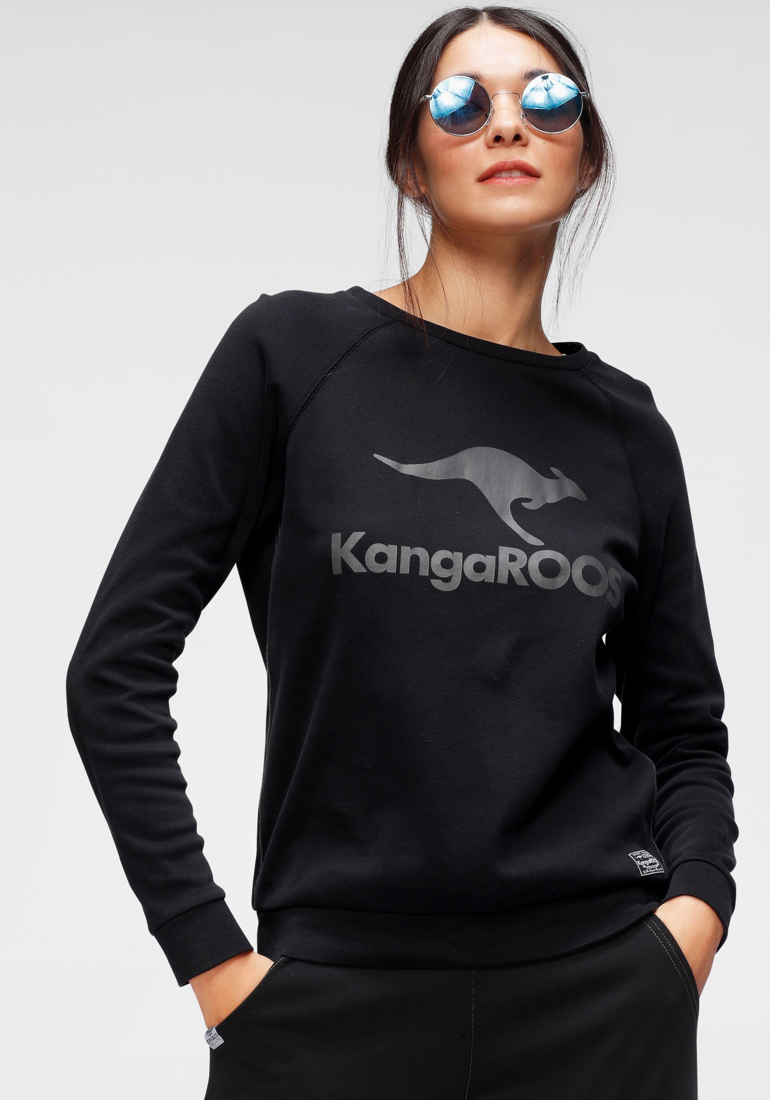 KangaROOS Sweater mit großem Label-Print vorne schwarz