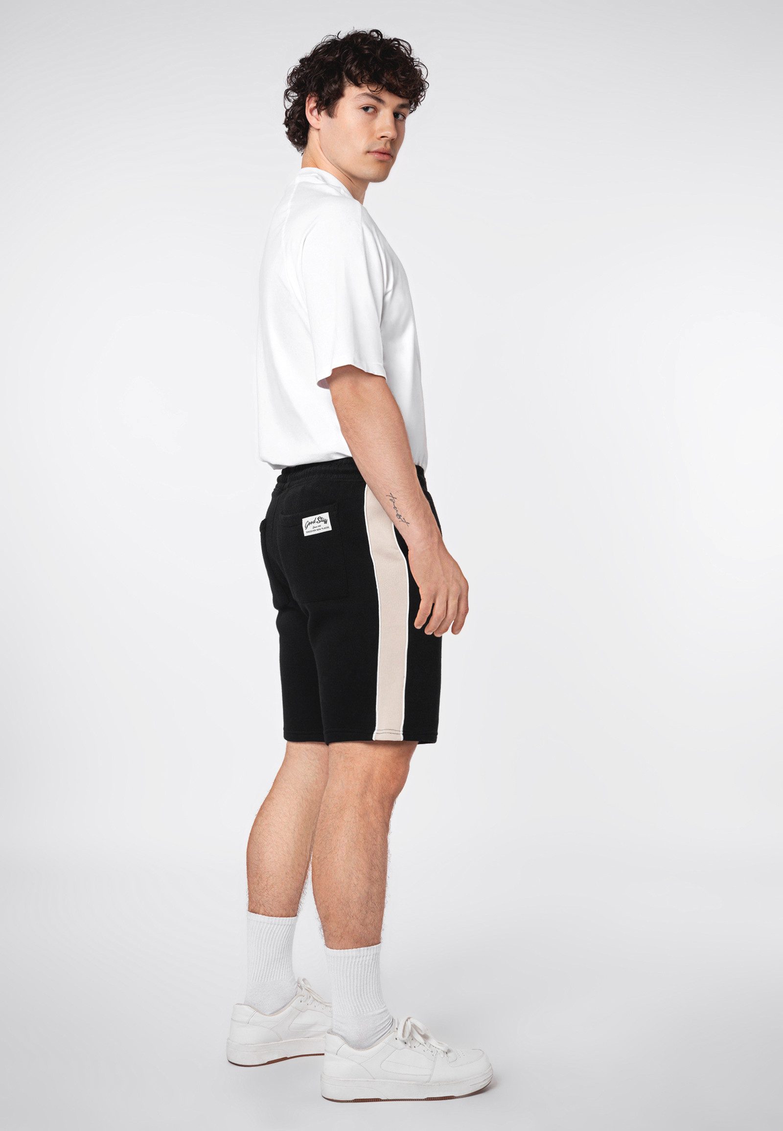 SUBLEVEL Shorts Herren Kurze Hose mit Kontraststreifen Kurze Jogginghose, Seitenstreifen, elastischer Bund