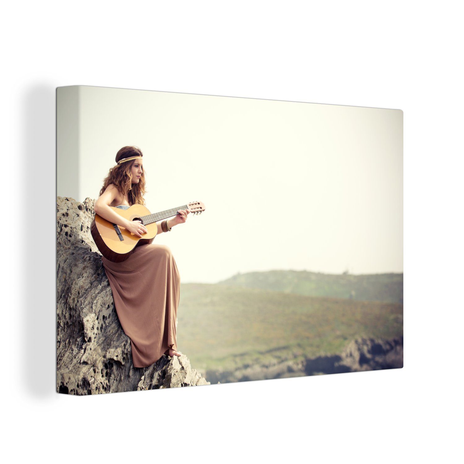 30x20 Gitarre, cm Leinwandbild Leinwandbilder, St), Junge OneMillionCanvasses® Aufhängefertig, spielt Wandbild Wanddeko, (1 Hippie-Frau