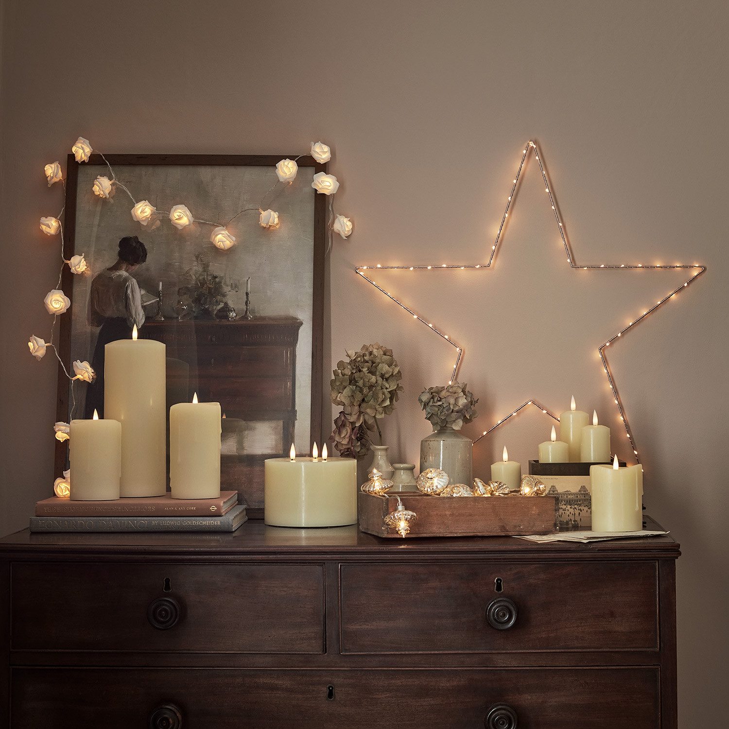 Lights4fun LED-Lichterkette 20er LED Rosen Lichterkette warmweiß batteriebetrieben