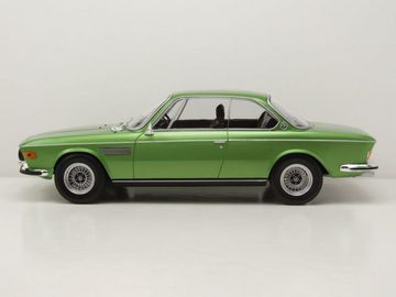 Minichamps Modellauto BMW 3.0 CSi E9 Coupe 1971 grün metallic Modellauto 1:18 Minichamps, Maßstab 1:18