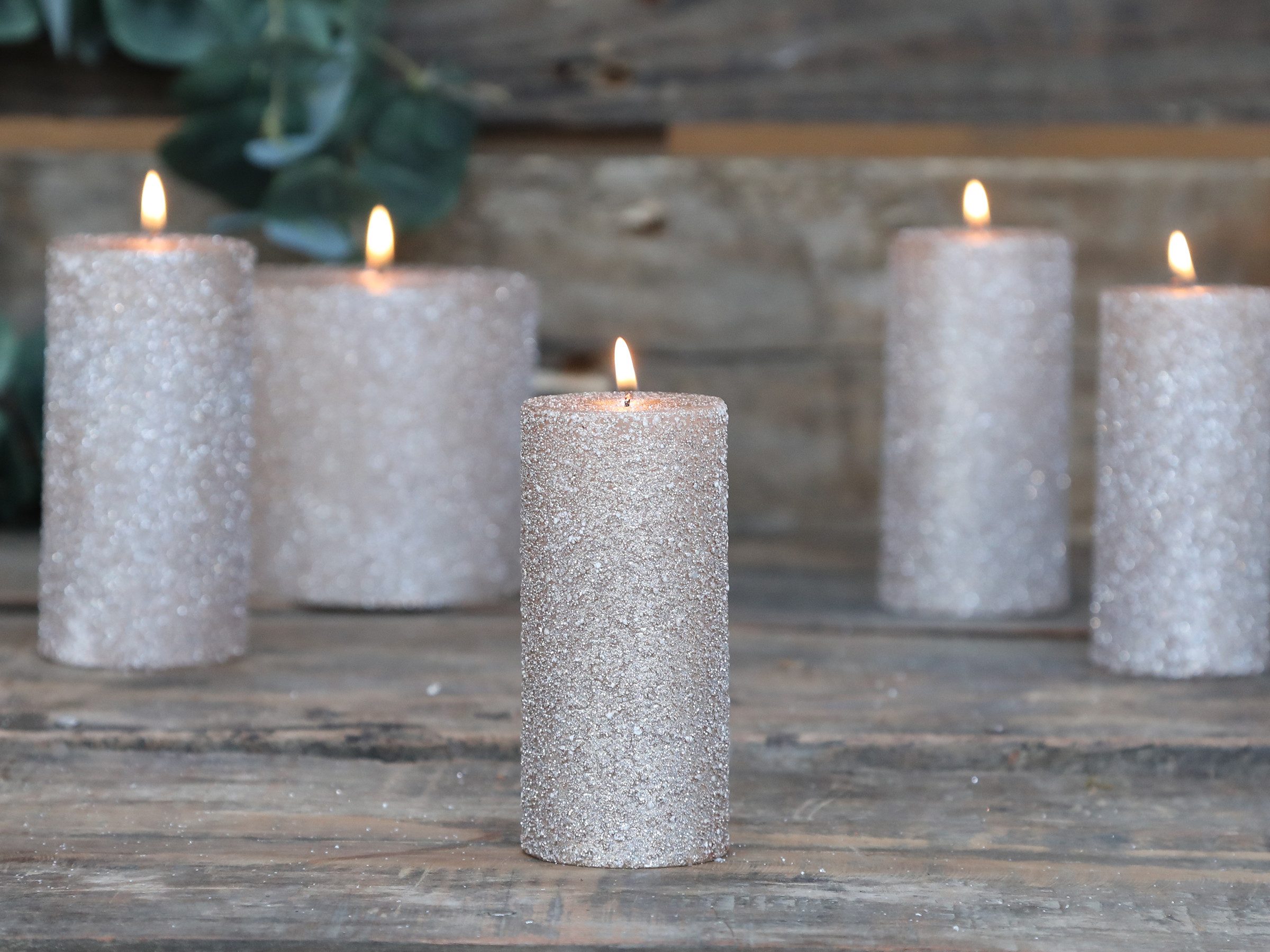 Chic Antique Stumpenkerze Stumpenkerze Macon Glitter Luxuskerze Weihnachtsdekoration, 100 % Paraffin, Glitterkerze, hochwertig, lange Brennzeit