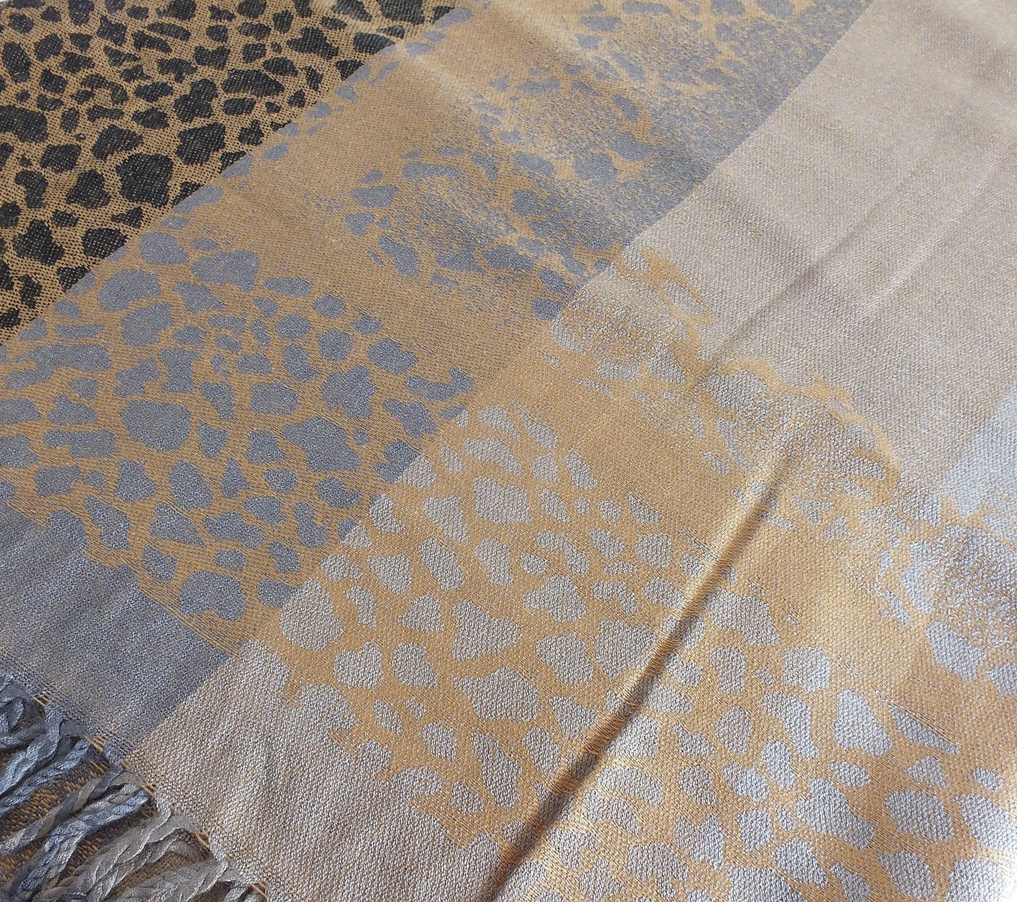 chic4home Schal Dreamy Flair, (1-St. 1-teilig), Damen Schal Stola eleganter Longschal Leopardenmuster