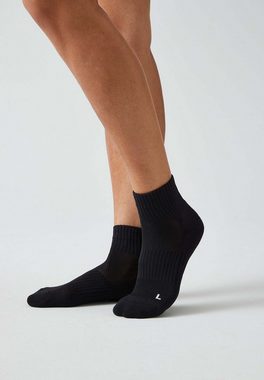 SNOCKS Laufsocken Halbhohe Running Socken für Damen & Herren (4-Paar) mit Fersenlasche und atmungsaktiv durch Mesh