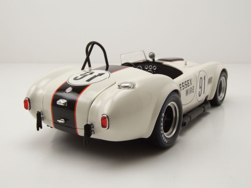 Kyosho Modellauto Shelby Cobra 427 S/C #91 Essex Wire Bridgehampton 1965 weiß, Maßstab 1:18