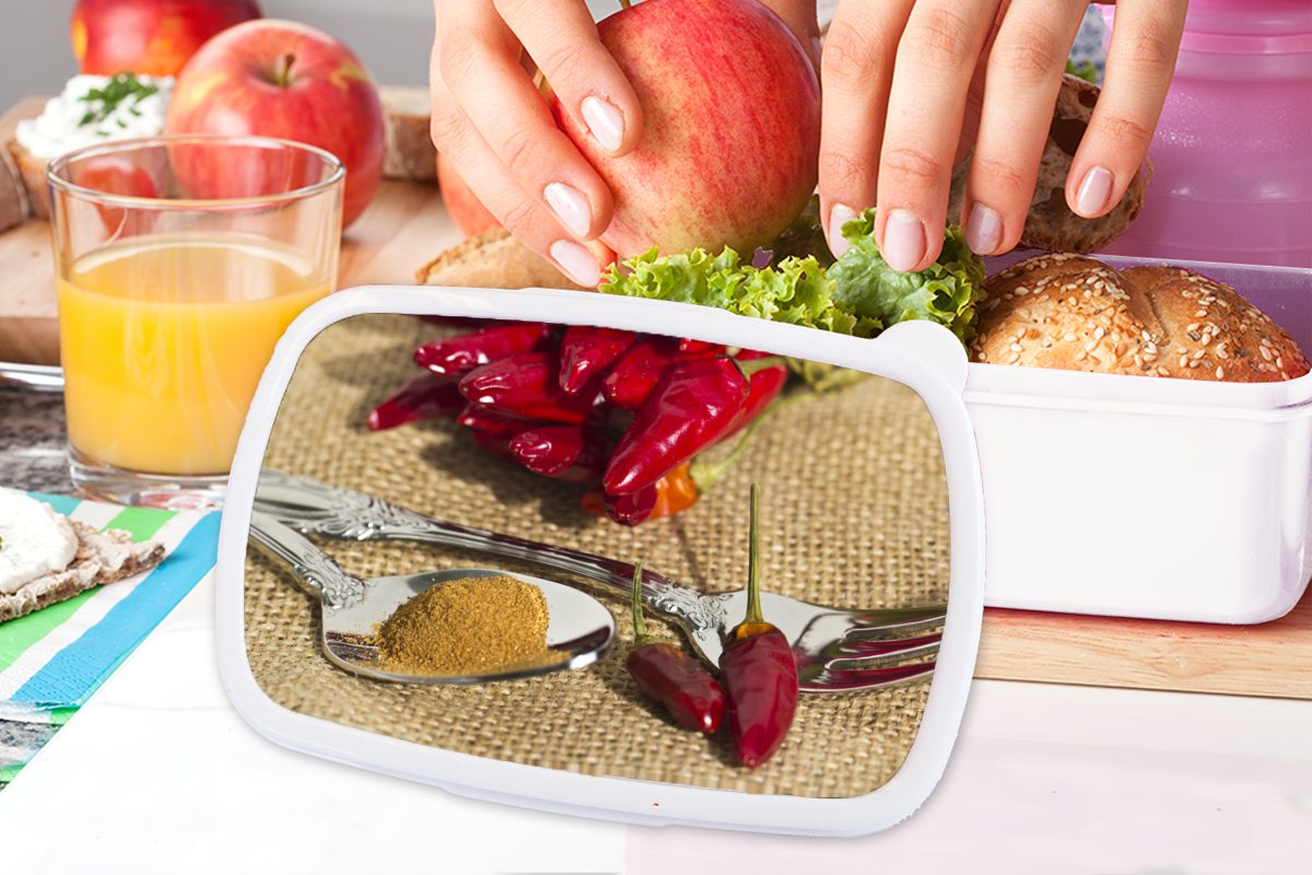 Kunststoff, und Kinder weiß einem Brotdose, Lunchbox mit für Erwachsene, MuchoWow Löffel, und für Mädchen auf Chili Cayennepfeffer Jungs Brotbox (2-tlg),