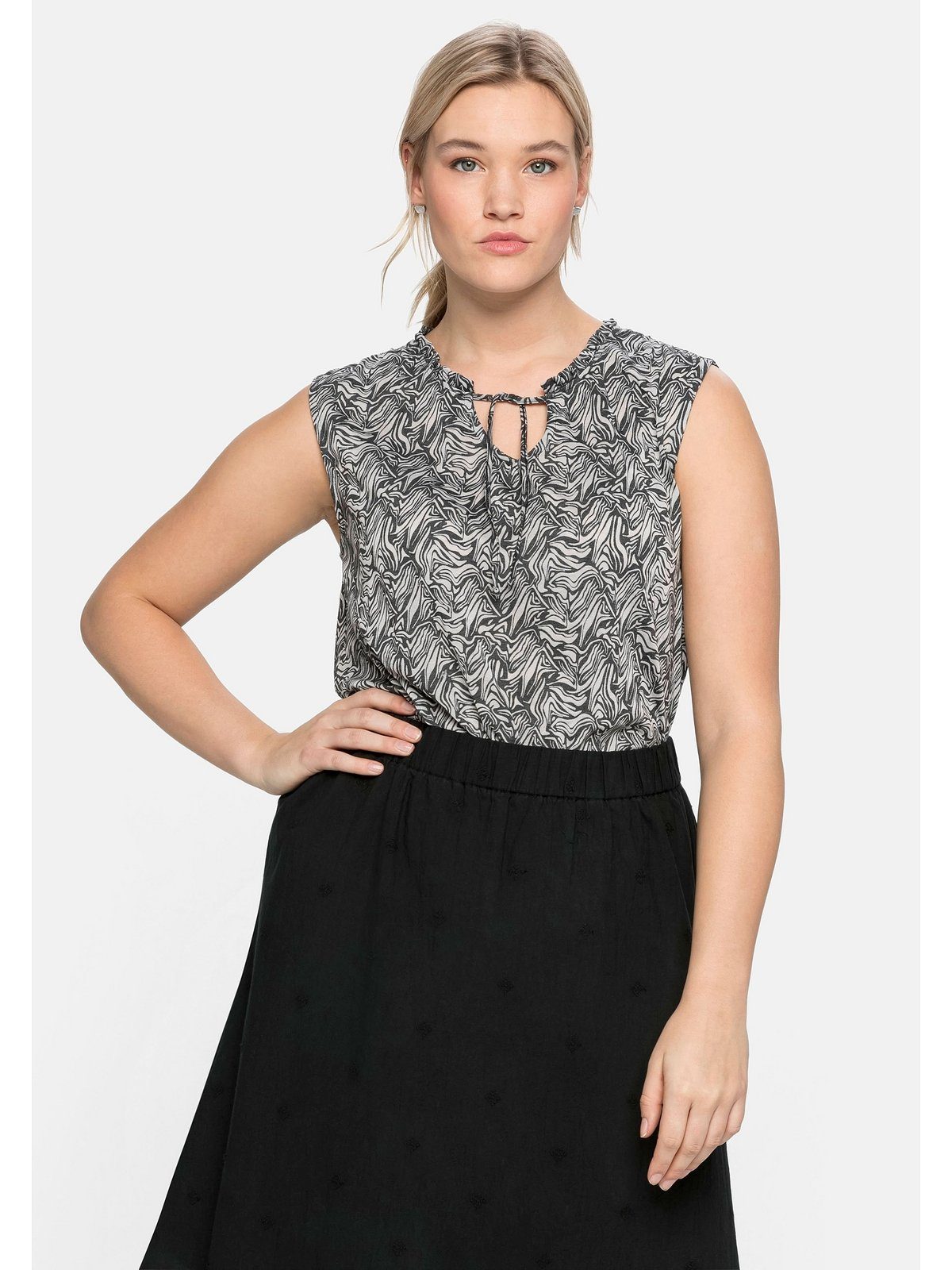 Sheego Tanktop Große Größen mit Animal-Ausbrennermuster, in A-Linie. € 29,99