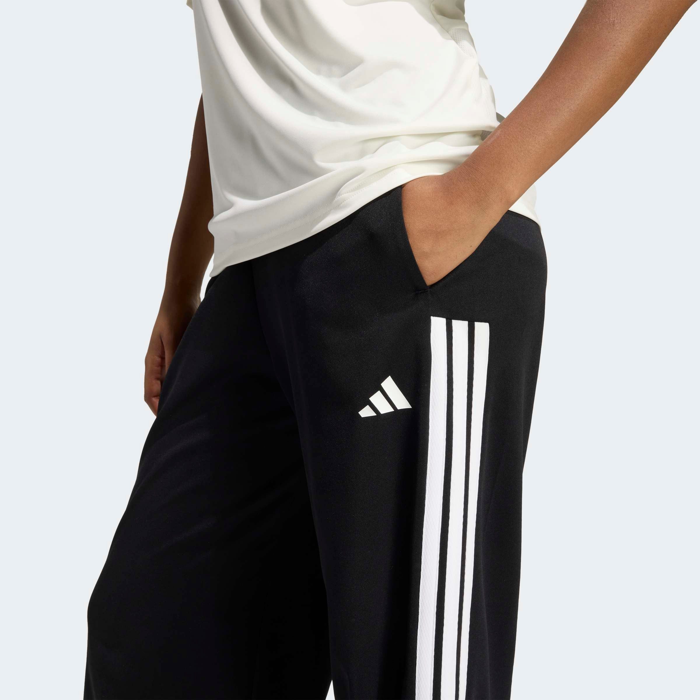 adidas Sportswear Sporthose HOUSE OF TIRO, WEITES BEIN sportlicher Stil, fü günstig online kaufen