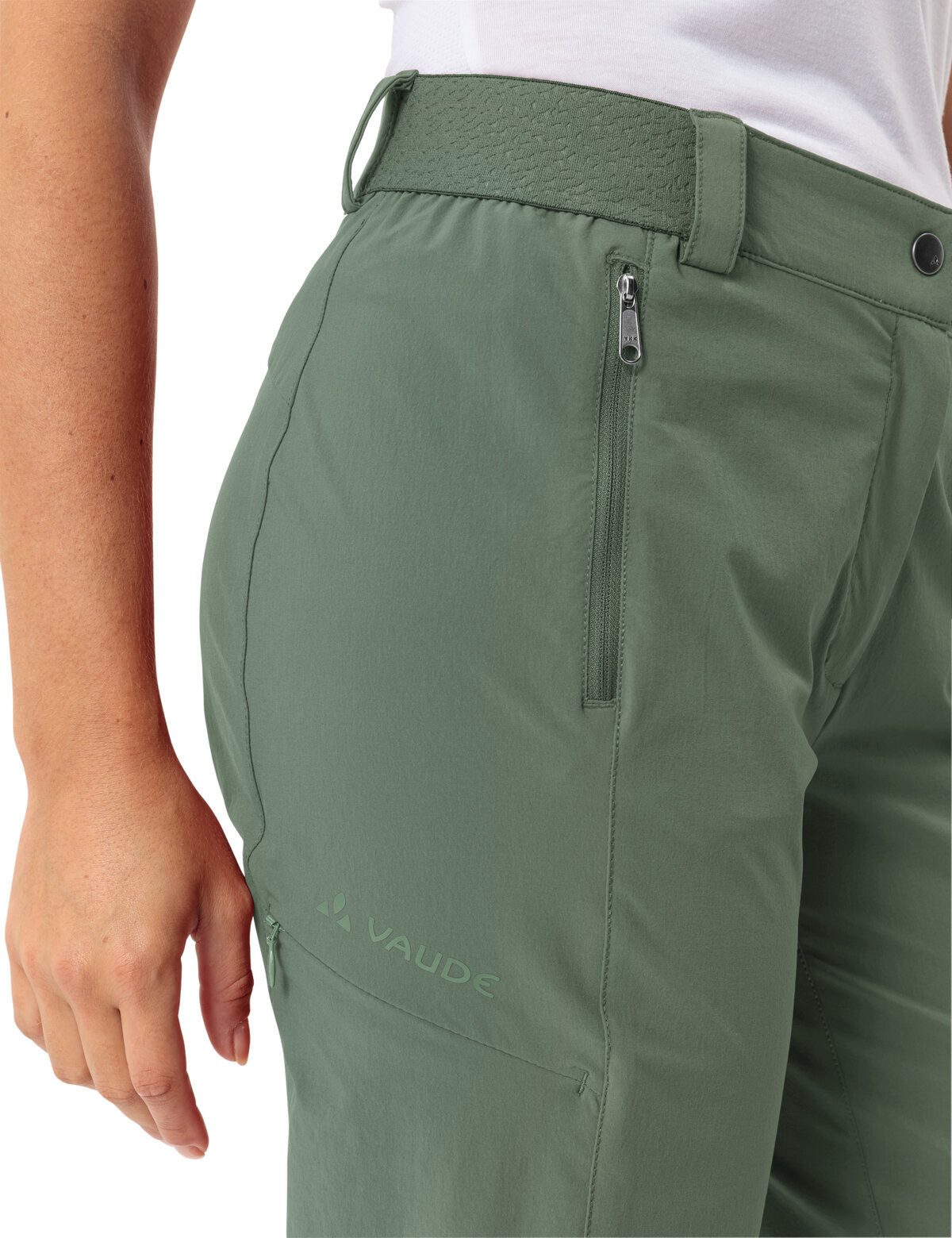VAUDE Funktionshose Women's Farley Stretch Capri III (1-tlg) schnellstrocknende und strapazierfähige Outdoor-Hose