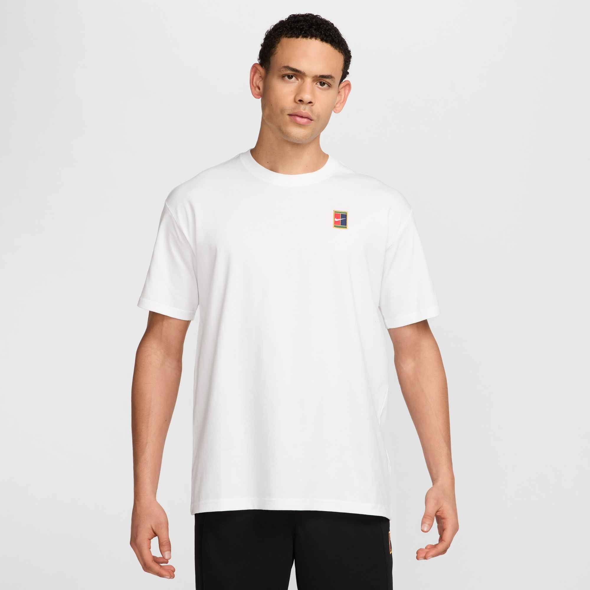 Nike T-Shirt NikeCourt Men's Max90 Tennis T-Shirt mit unifarbenem Design, Kurzarm, aus Jersey, Basic-Passform