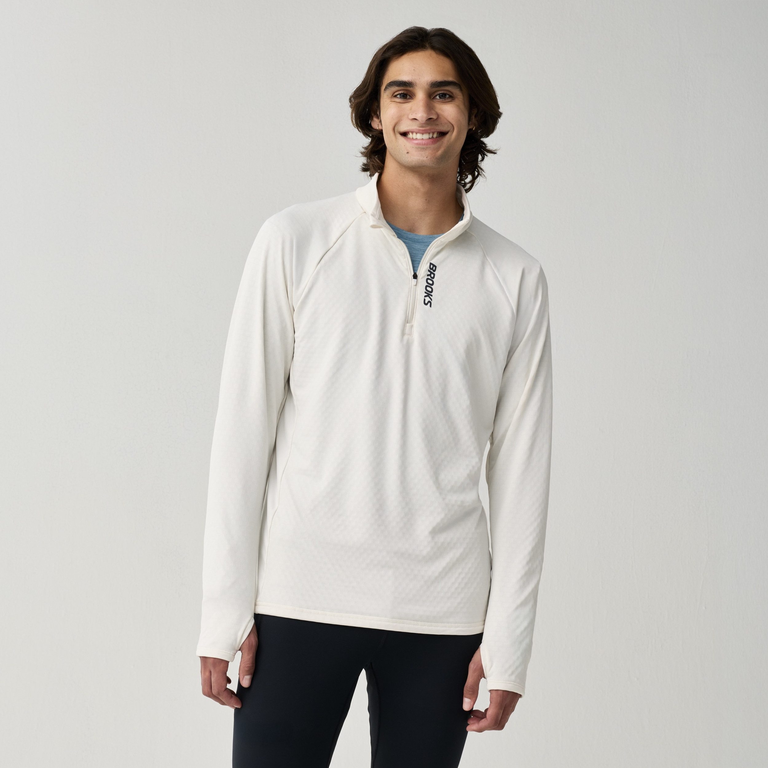 Brooks T-Shirt Momentum Thermal Herren 1/2 Zip Bone