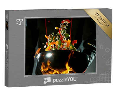 puzzleYOU Puzzle Gemüse im Wok fliegt über den Flammen, 48 Puzzleteile, puzzleYOU-Kollektionen Asiatisches Essen