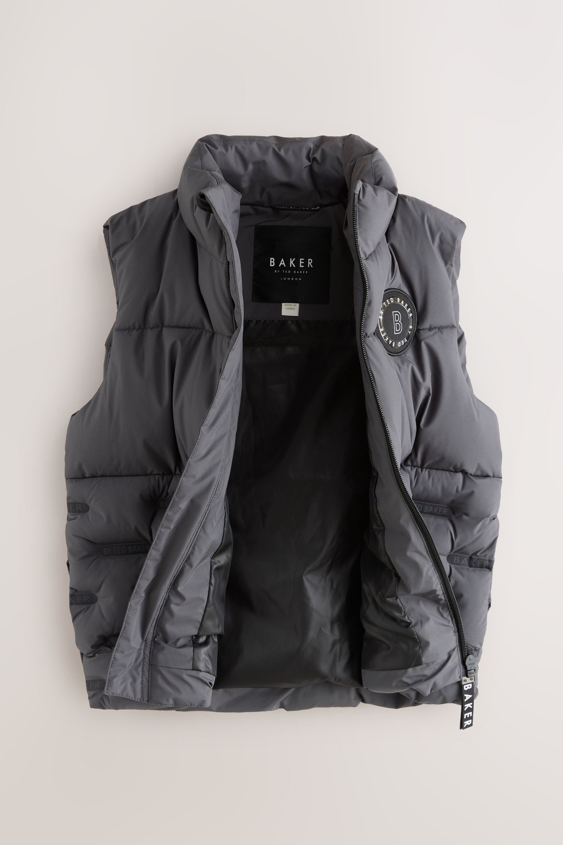 Baker by Ted Baker Steppweste Baker by Ted Baker Wasserabweisende Weste (1-tlg)