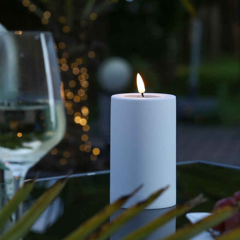 Deluxe Homeart LED-Kerze LED Kerze MIA für Außen flackernd H: 12,5cm D: 7,5cm outdoor weiß (1-tlg)