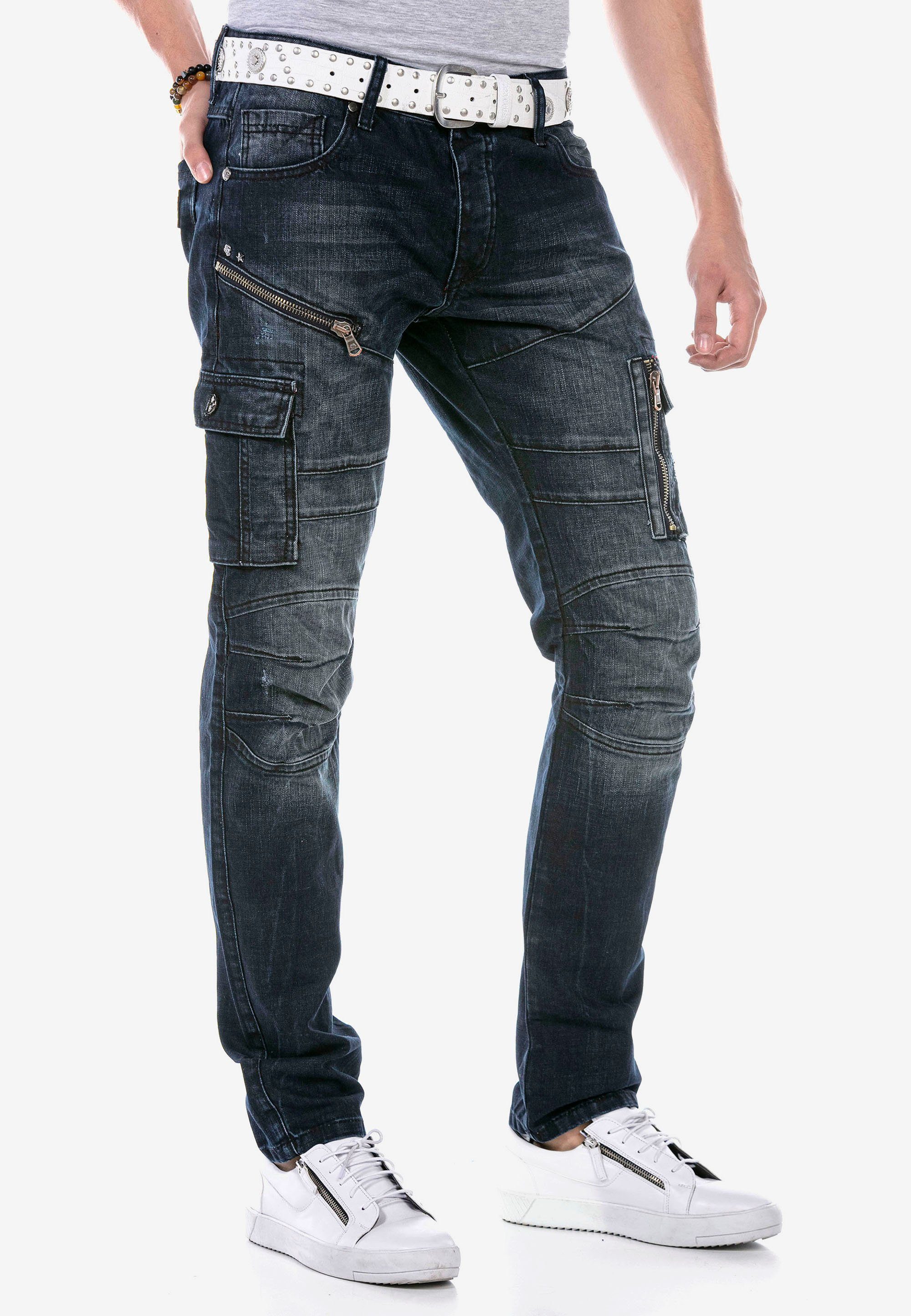 mit Straight-Jeans Cipo Cargotaschen trendigen & Baxx