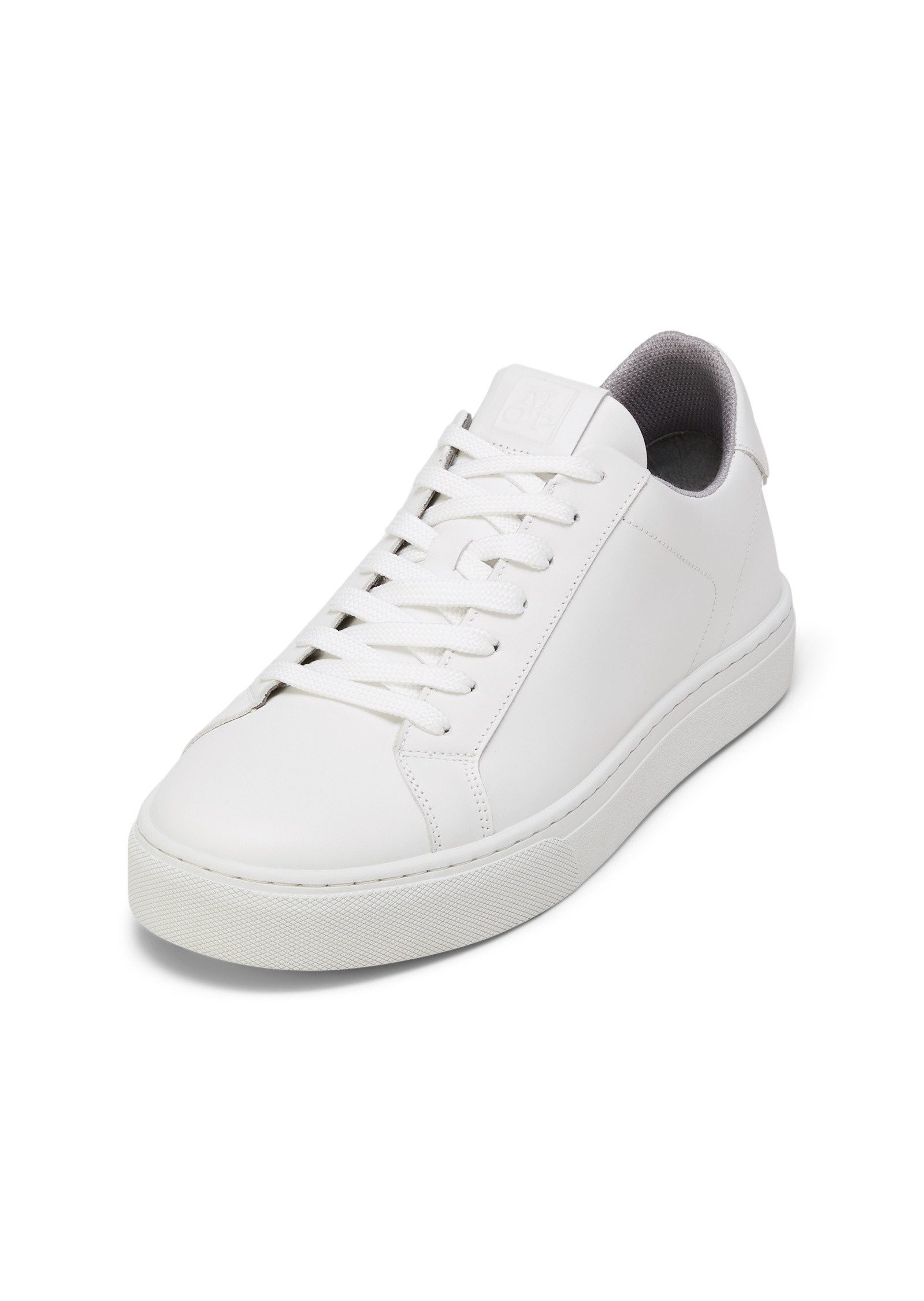 aus edlem Rindnappaleder Sneaker