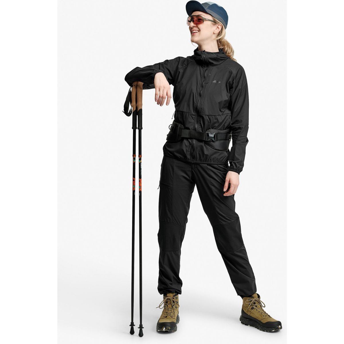 Lundhags Windbreaker Tived Light Windbreaker Jacket W Winddichte Damenjacke mit verstellbarer Kapuze, ultraleichter