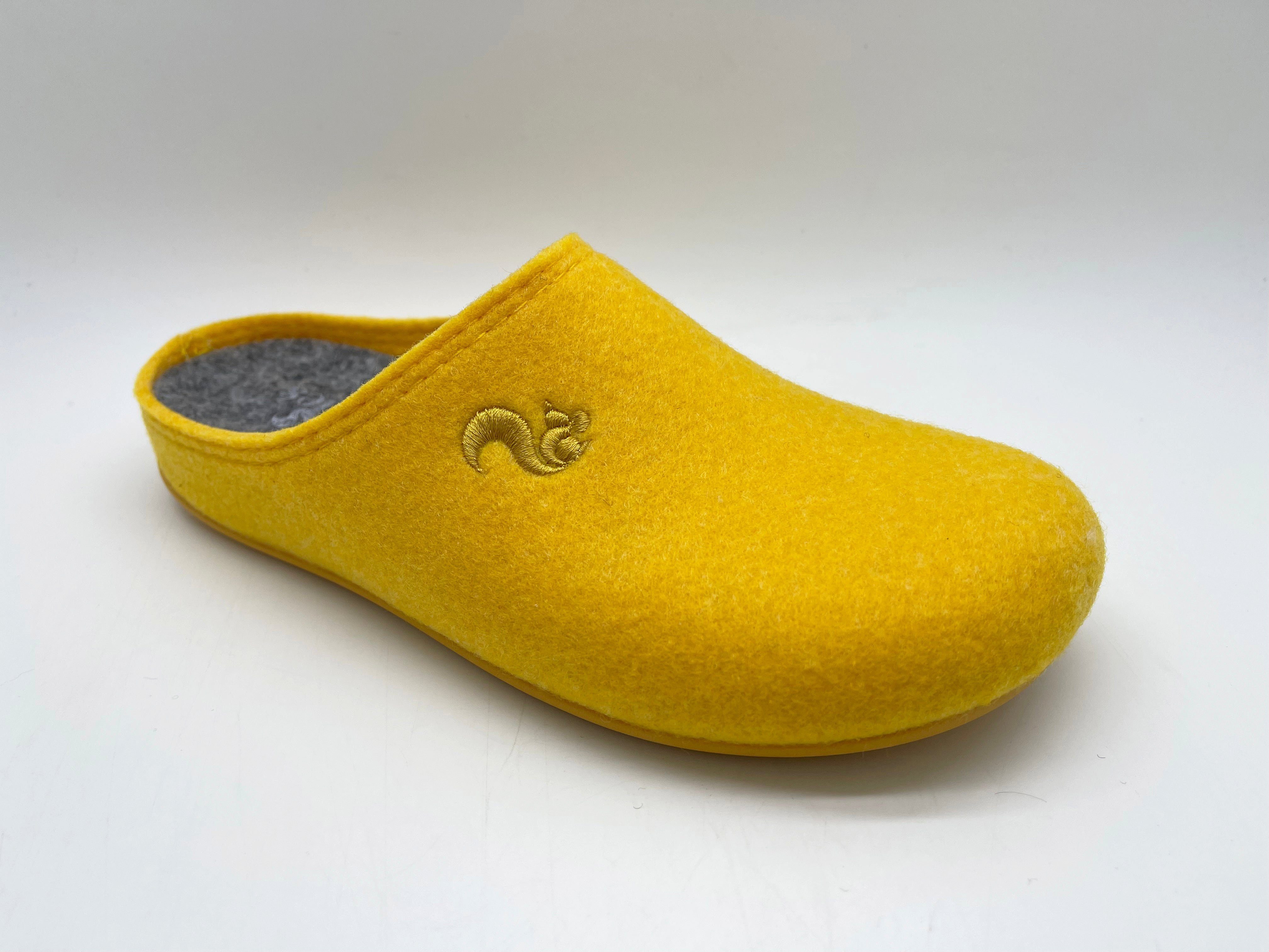 Slipper PET 1856 Recycled Vegan thies Slipper yellow