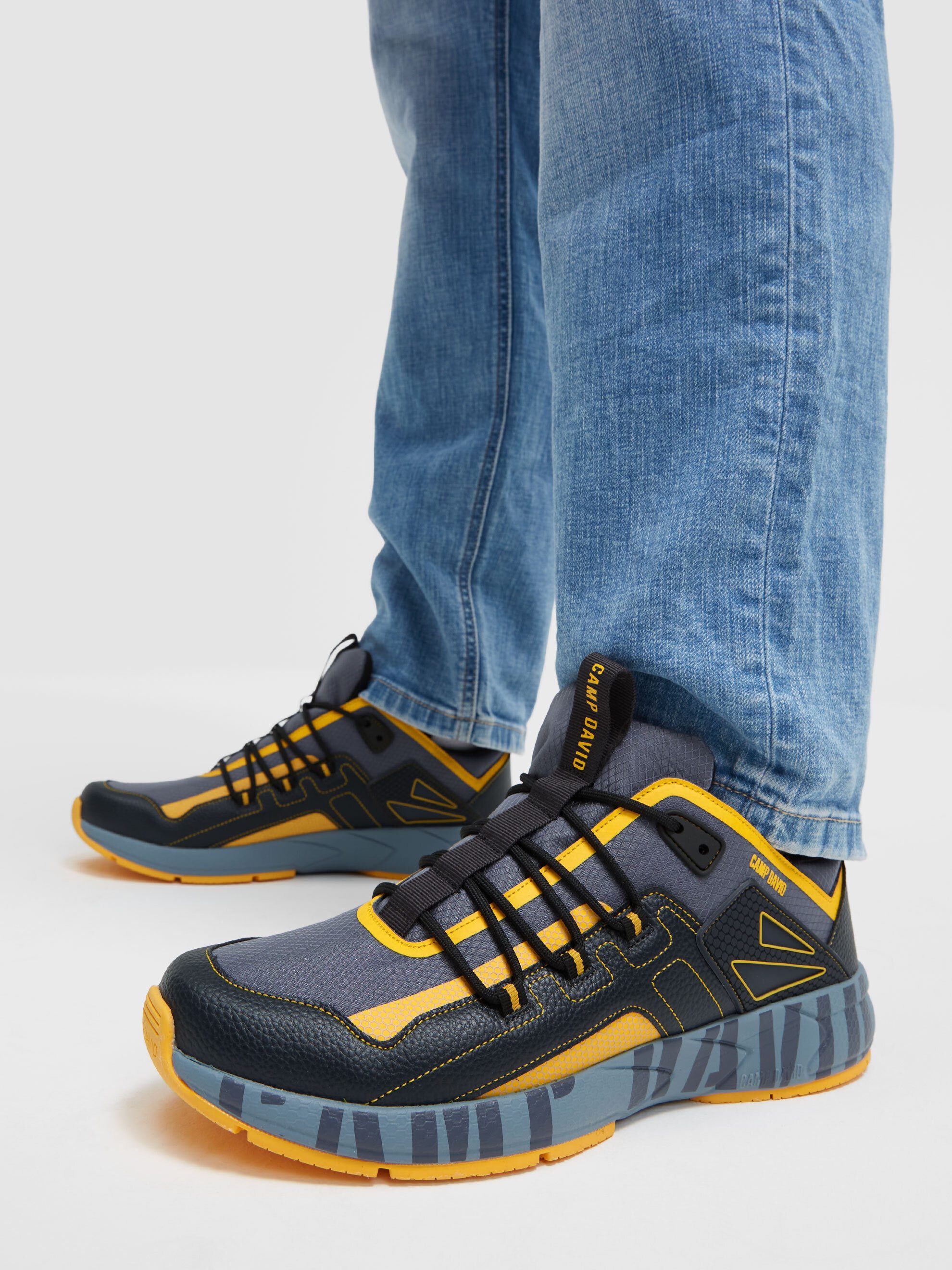 CAMP DAVID Sneaker mit Wechselfußbett
