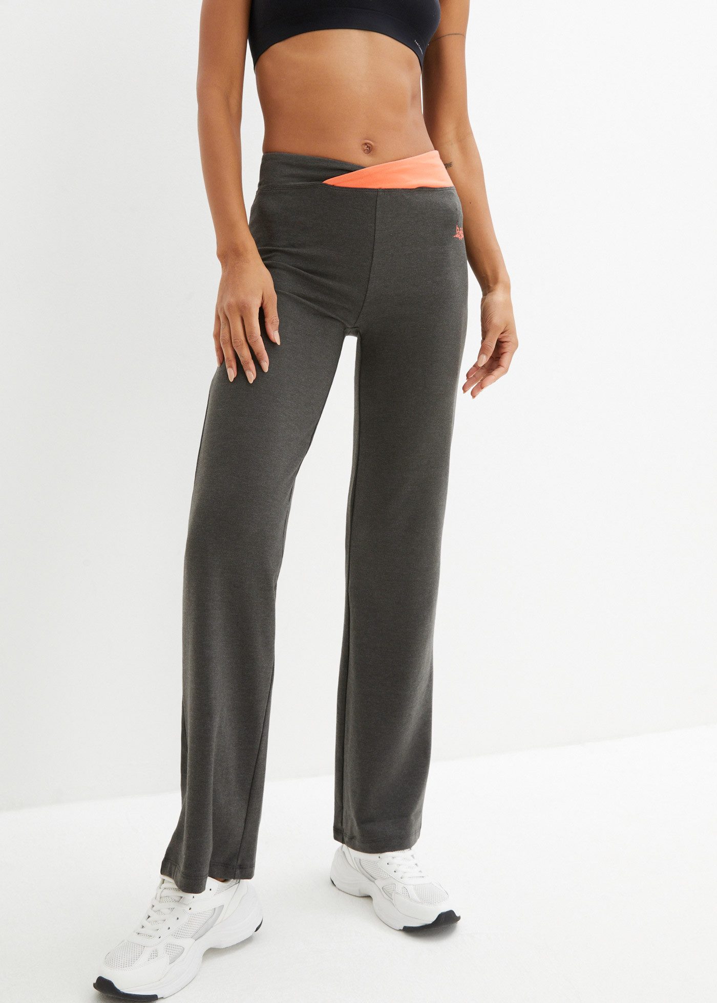 bonprix Sporthose (Packung, 2-tlg) aus Stretch-Material, Regular Fit, Bootcut-Design, sportlicher Stil