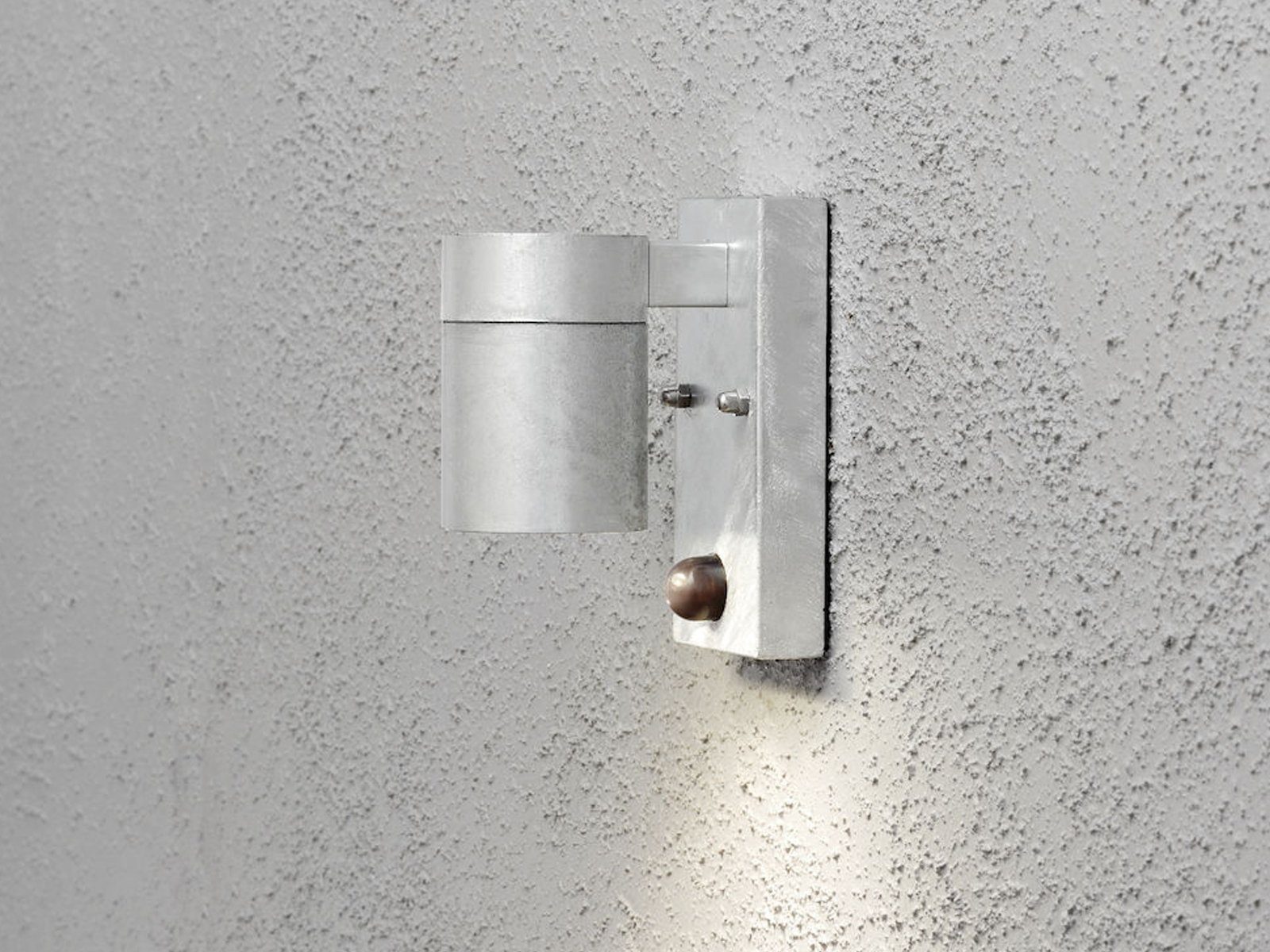 KONSTSMIDE LED Außen-Wandleuchte, Bewegungsmelder, LED wechselbar, warmweiß, Fassadenlampe rostfrei mit Bewegungsmelder, Außenlicht Hauswand, 14cm
