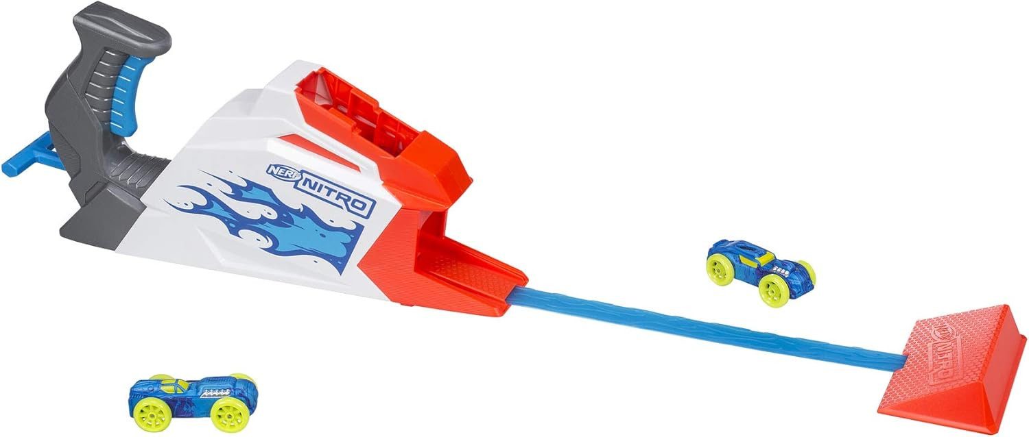 Hasbro Spielzeug-Auto Hasbro Nerf Nitro FlameShot Blaster mit Schaumstoffautos und Rampe