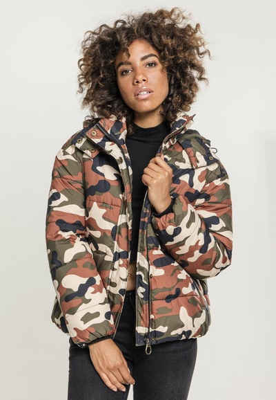 URBAN CLASSICS Winterjacke Damen Ladies Boyfriend Camo Puffer Jacket (1-St)